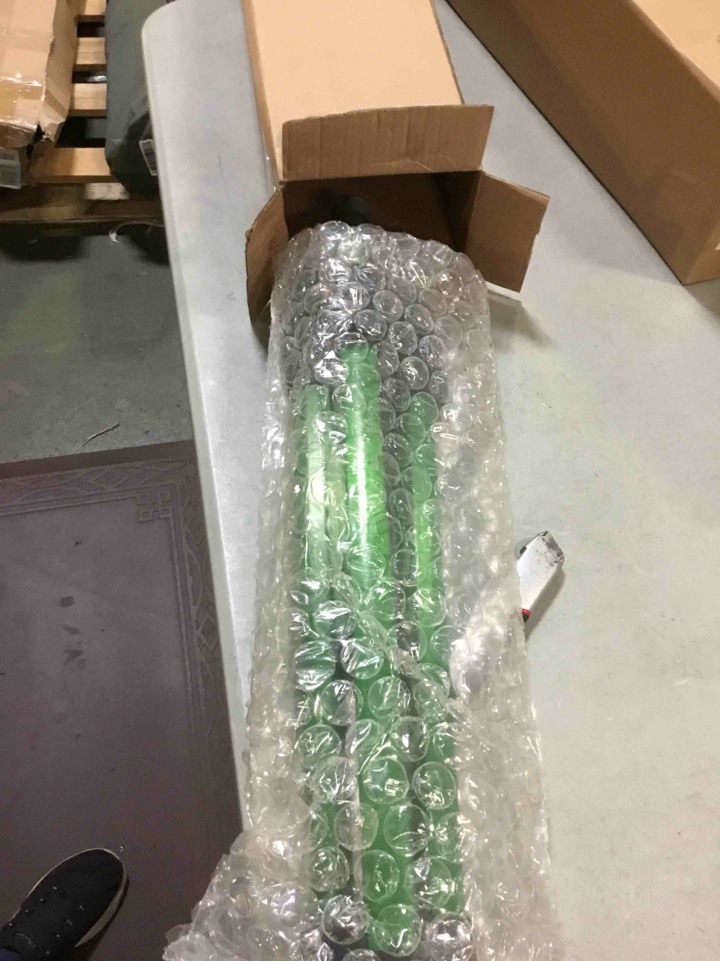 https://s3.amazonaws.com/lotting-images-prod/bidfta/ORG5428971_1691067777779.jpeg