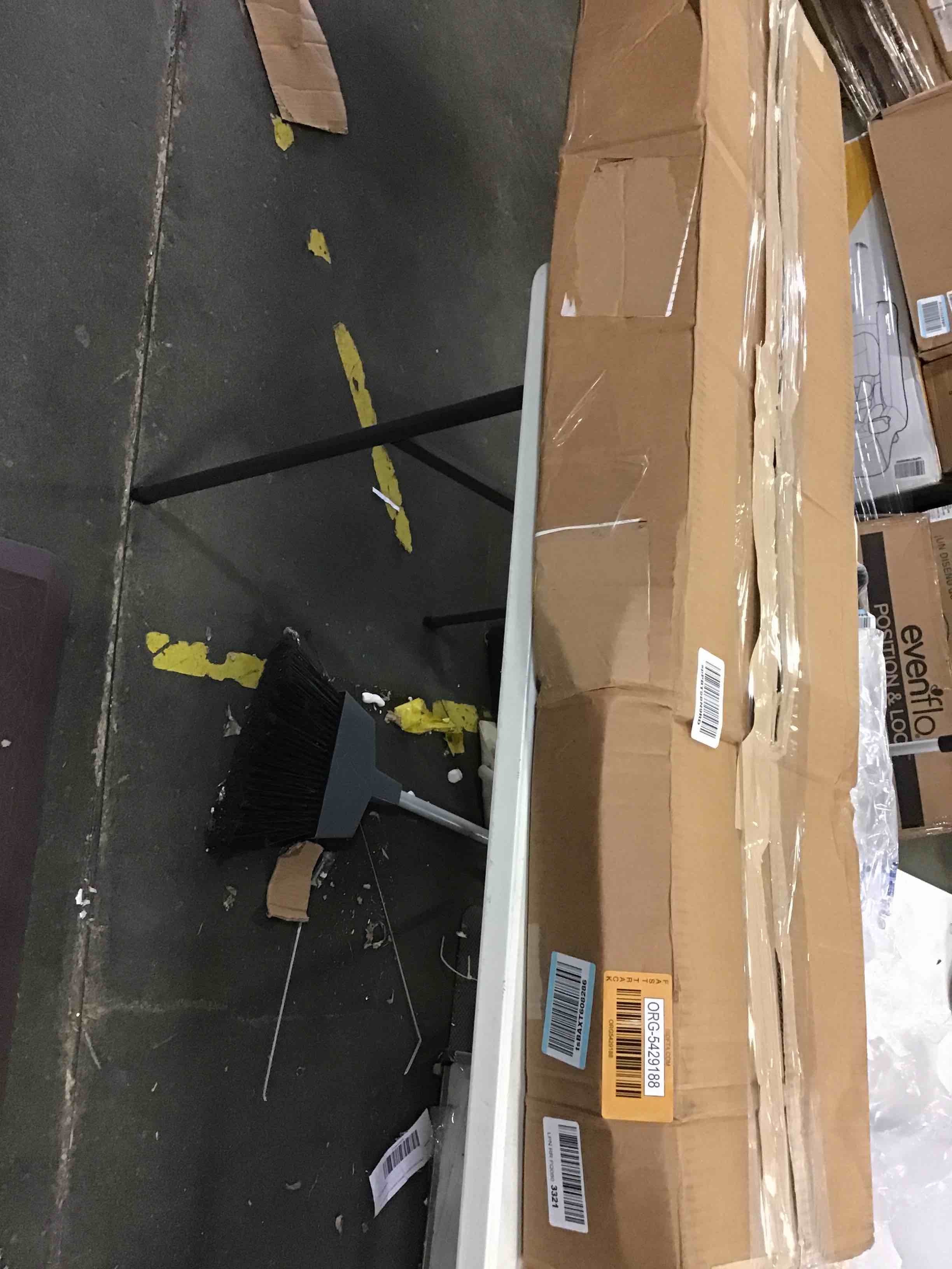 https://s3.amazonaws.com/lotting-images-prod/bidfta/ORG5429188_1691164347911.jpeg