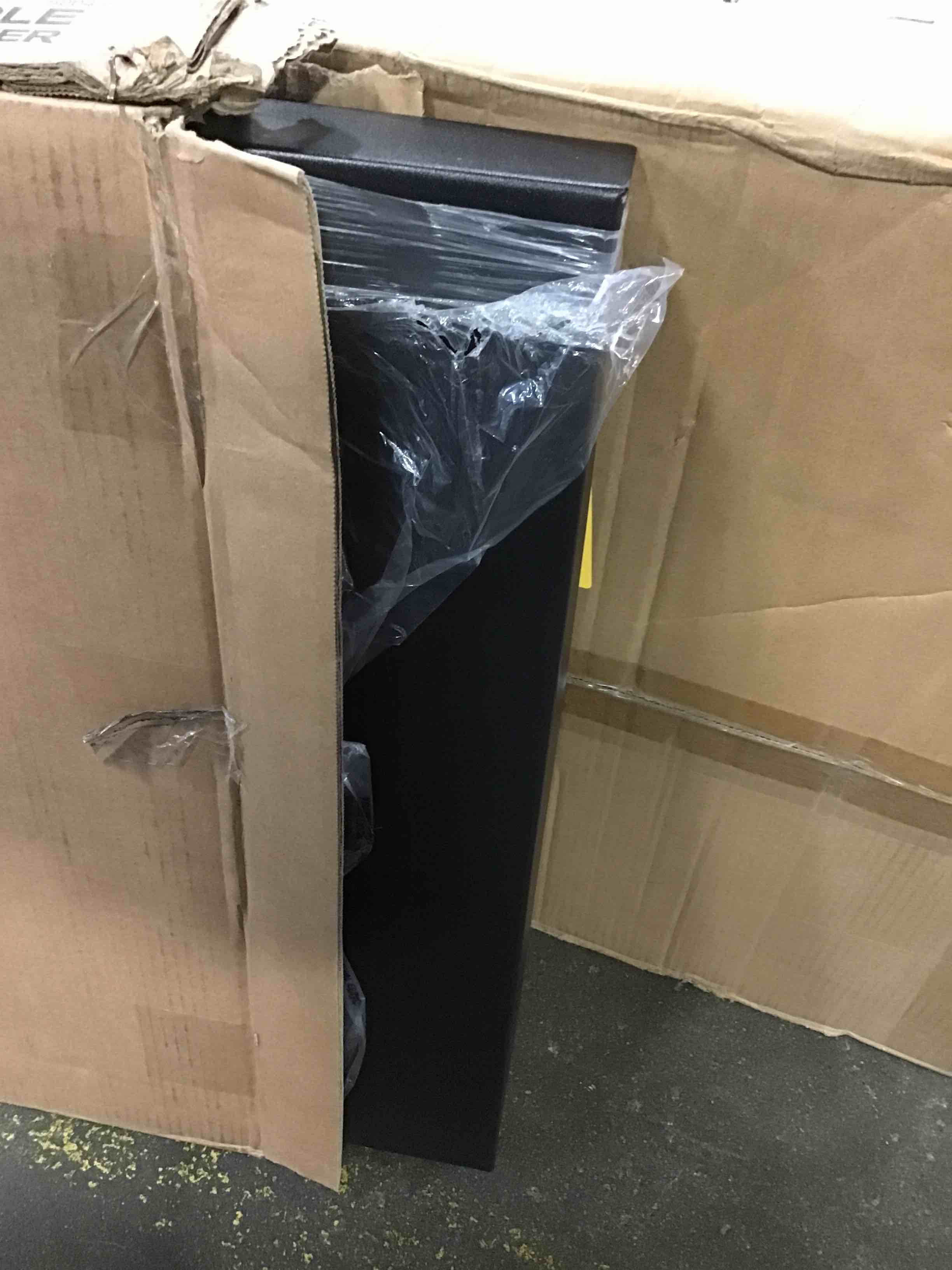 https://s3.amazonaws.com/lotting-images-prod/bidfta/ORG5429392_1691260739727.jpeg