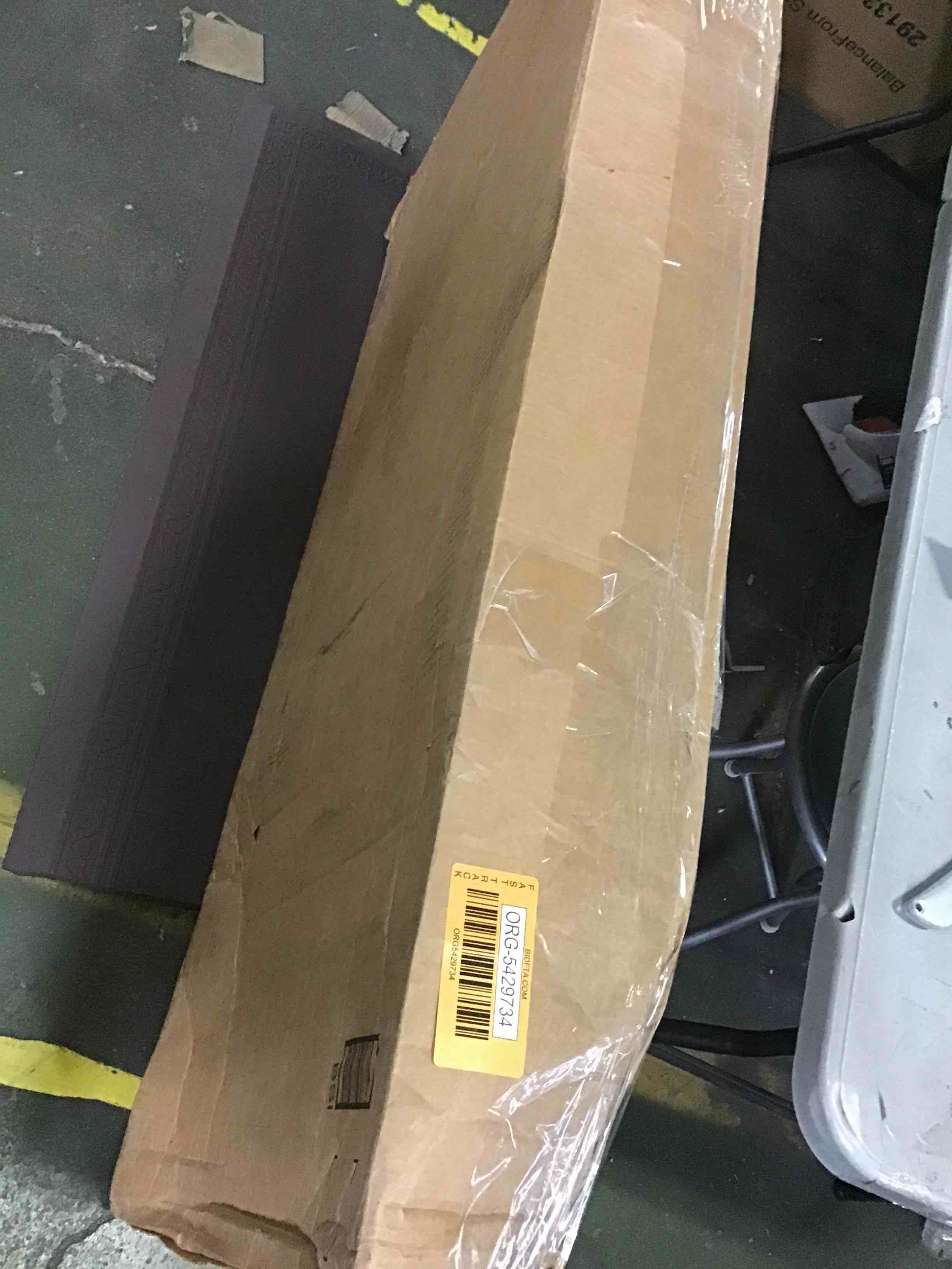 https://s3.amazonaws.com/lotting-images-prod/bidfta/ORG5429734_1691519791106.jpeg