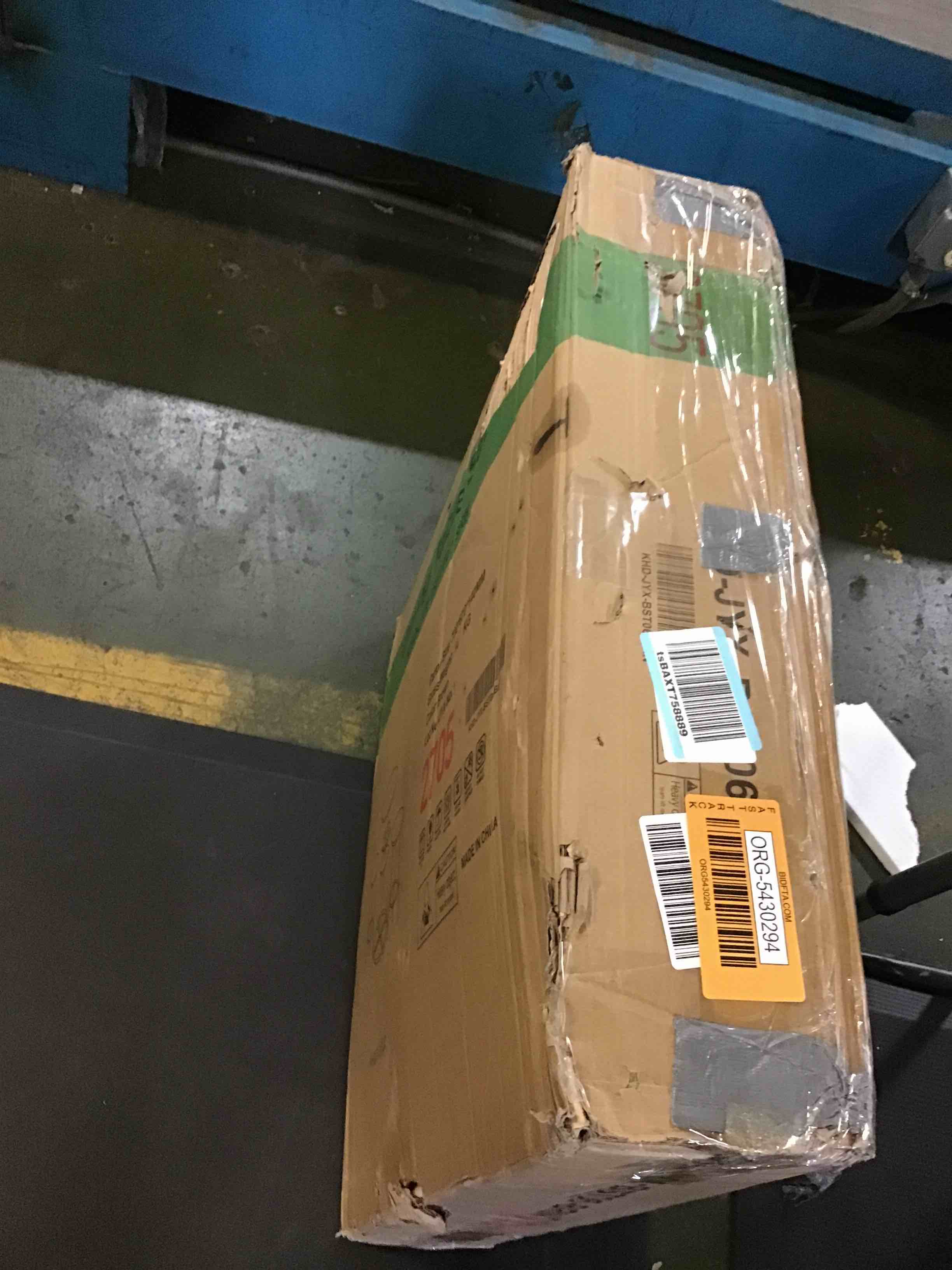 https://s3.amazonaws.com/lotting-images-prod/bidfta/ORG5430294_1692106080162.jpeg