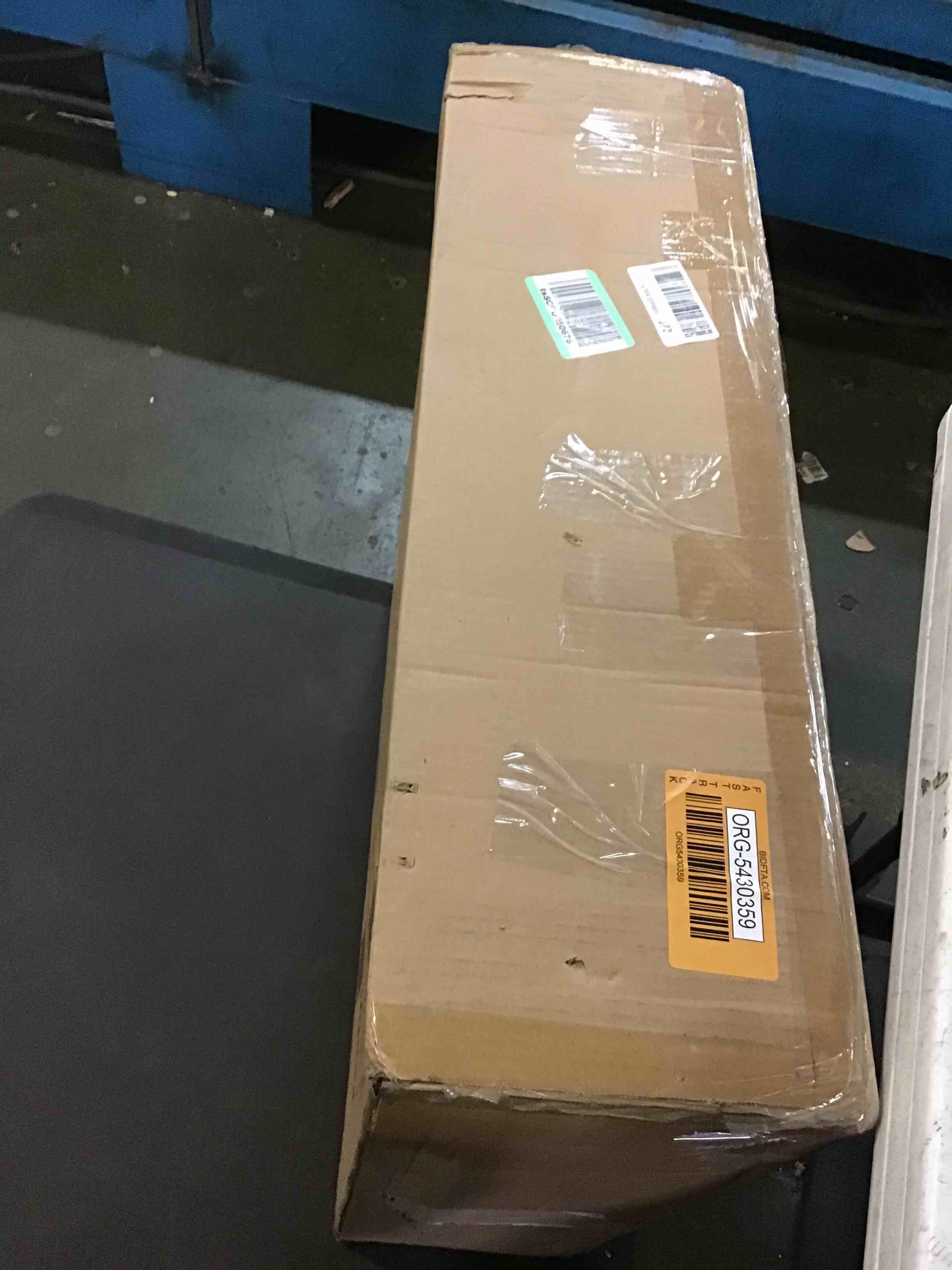 https://s3.amazonaws.com/lotting-images-prod/bidfta/ORG5430359_1692119585345.jpeg