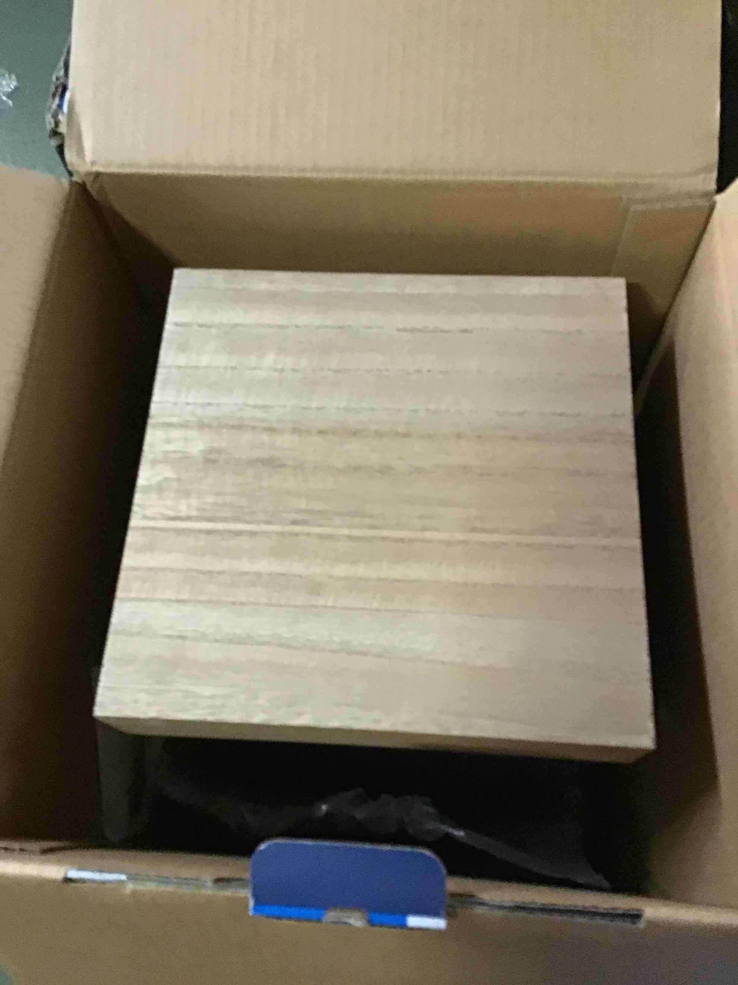 https://s3.amazonaws.com/lotting-images-prod/bidfta/ORG5430627_1691163724991.jpeg