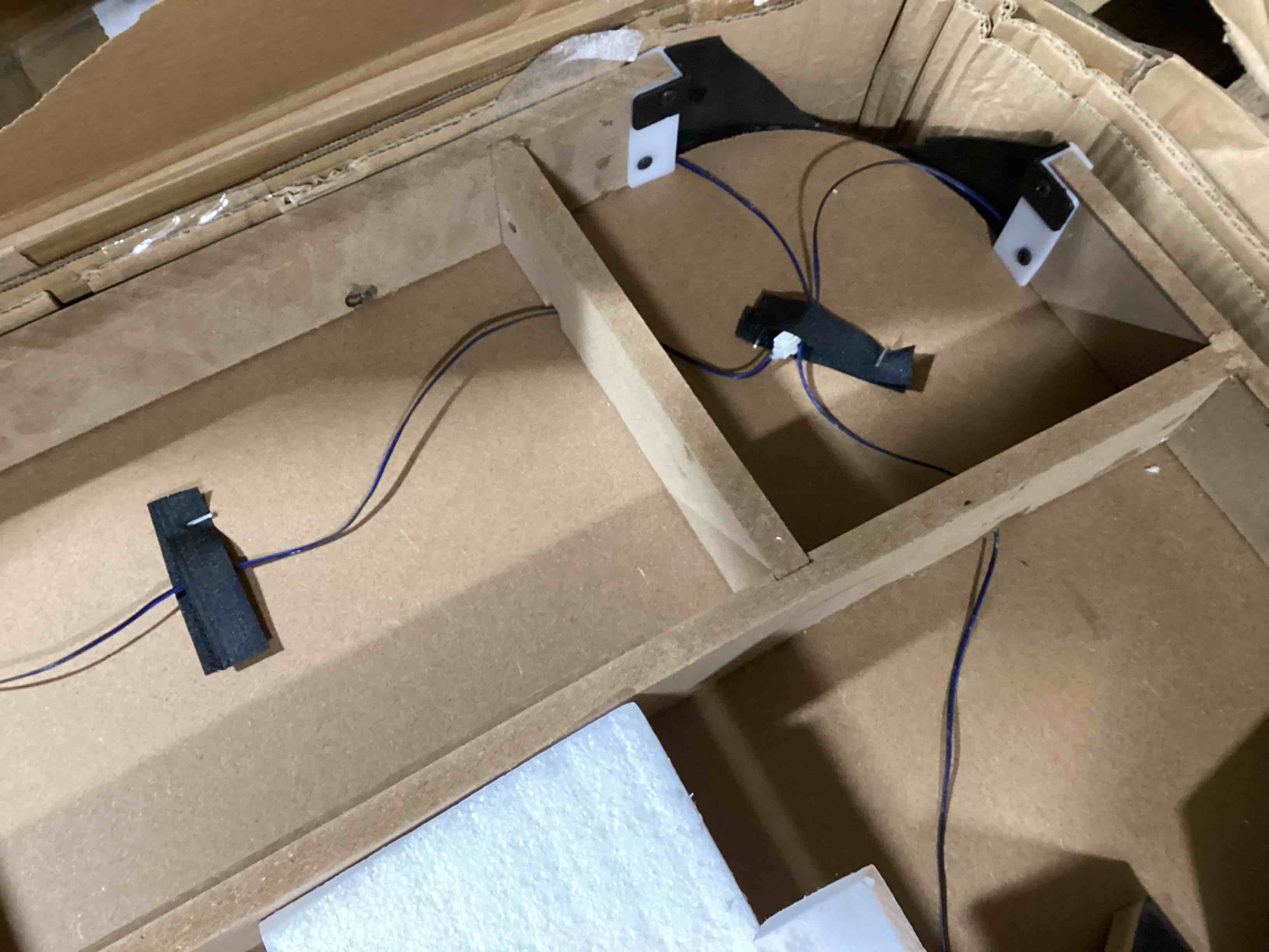 https://s3.amazonaws.com/lotting-images-prod/bidfta/ORG5433029_1702053234488.jpeg