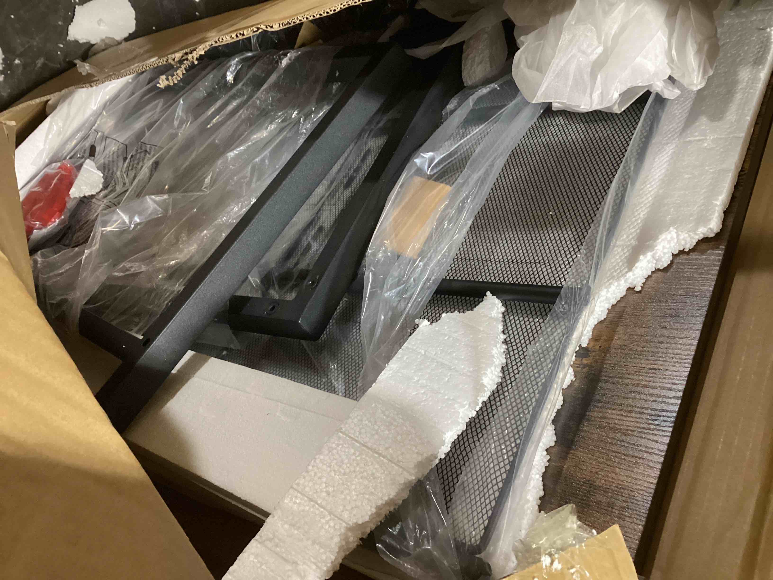https://s3.amazonaws.com/lotting-images-prod/bidfta/ORG5433142_1702399652197.jpeg