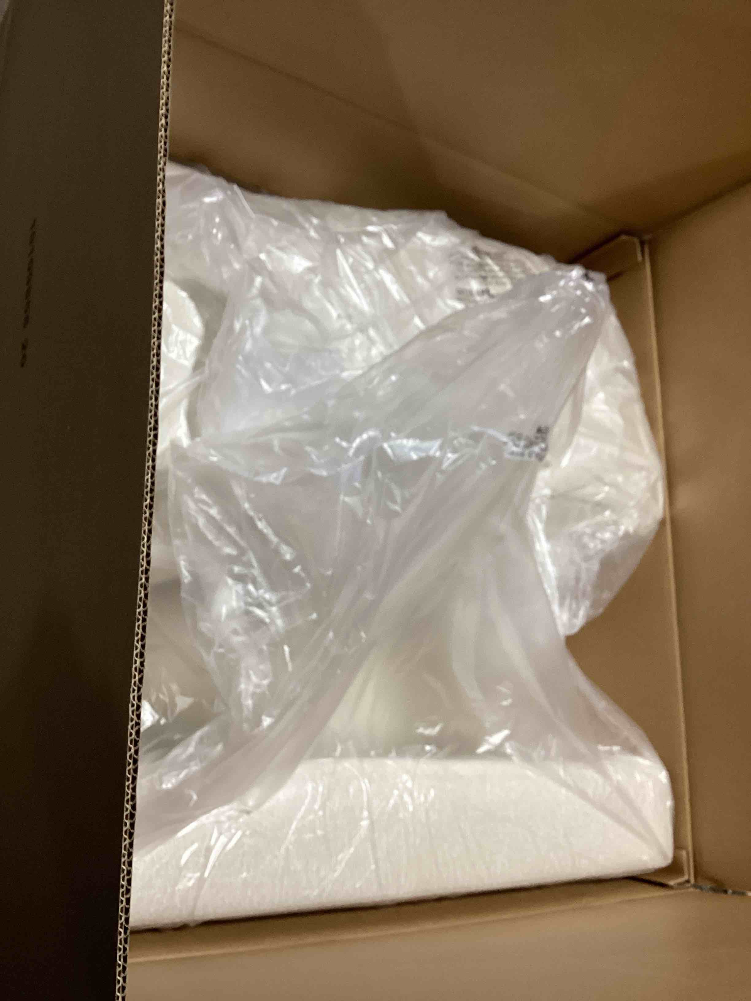 https://s3.amazonaws.com/lotting-images-prod/bidfta/ORG5435662_1698952335858.jpeg