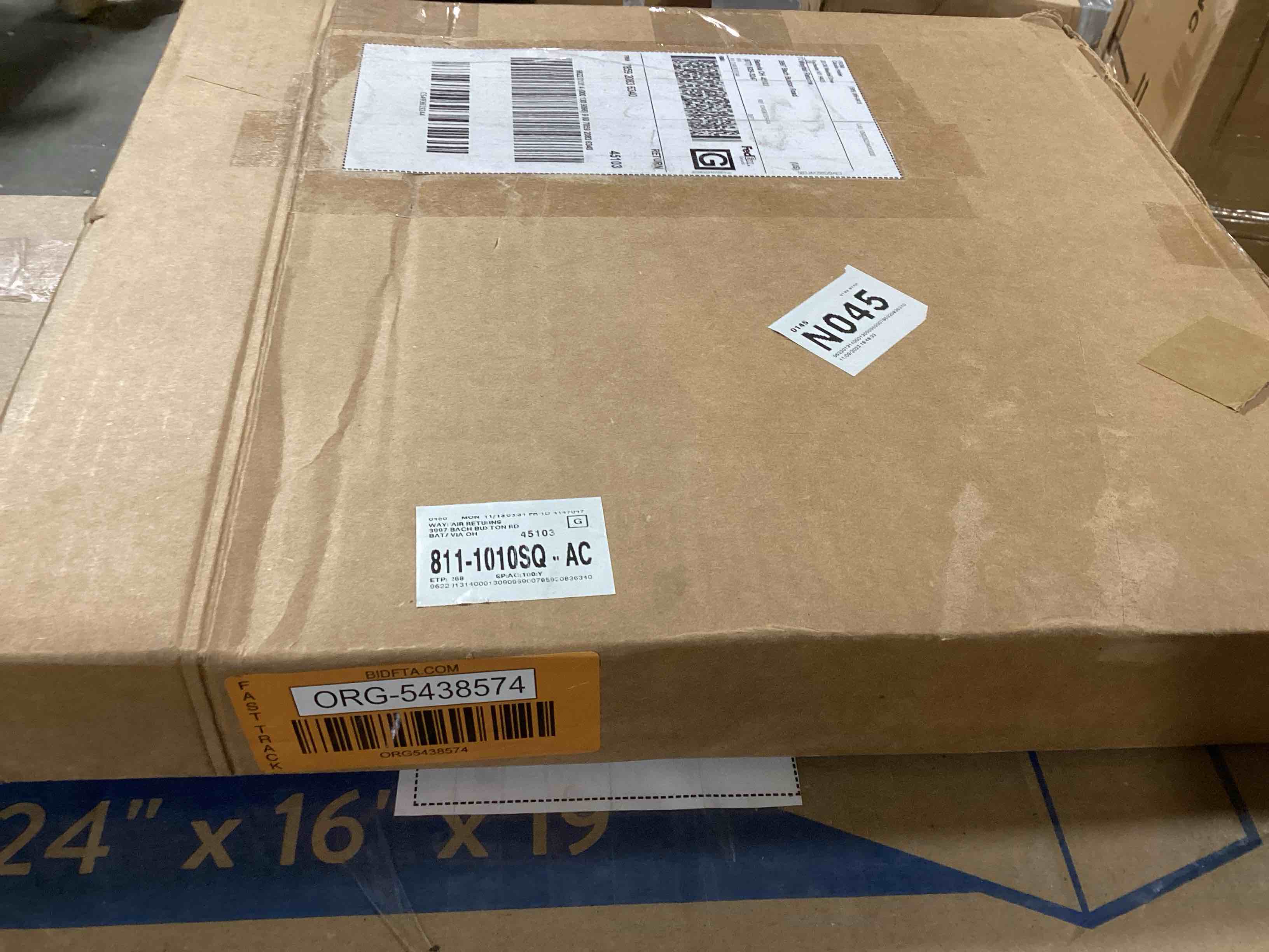 https://s3.amazonaws.com/lotting-images-prod/bidfta/ORG5438574_1699970896894.jpeg