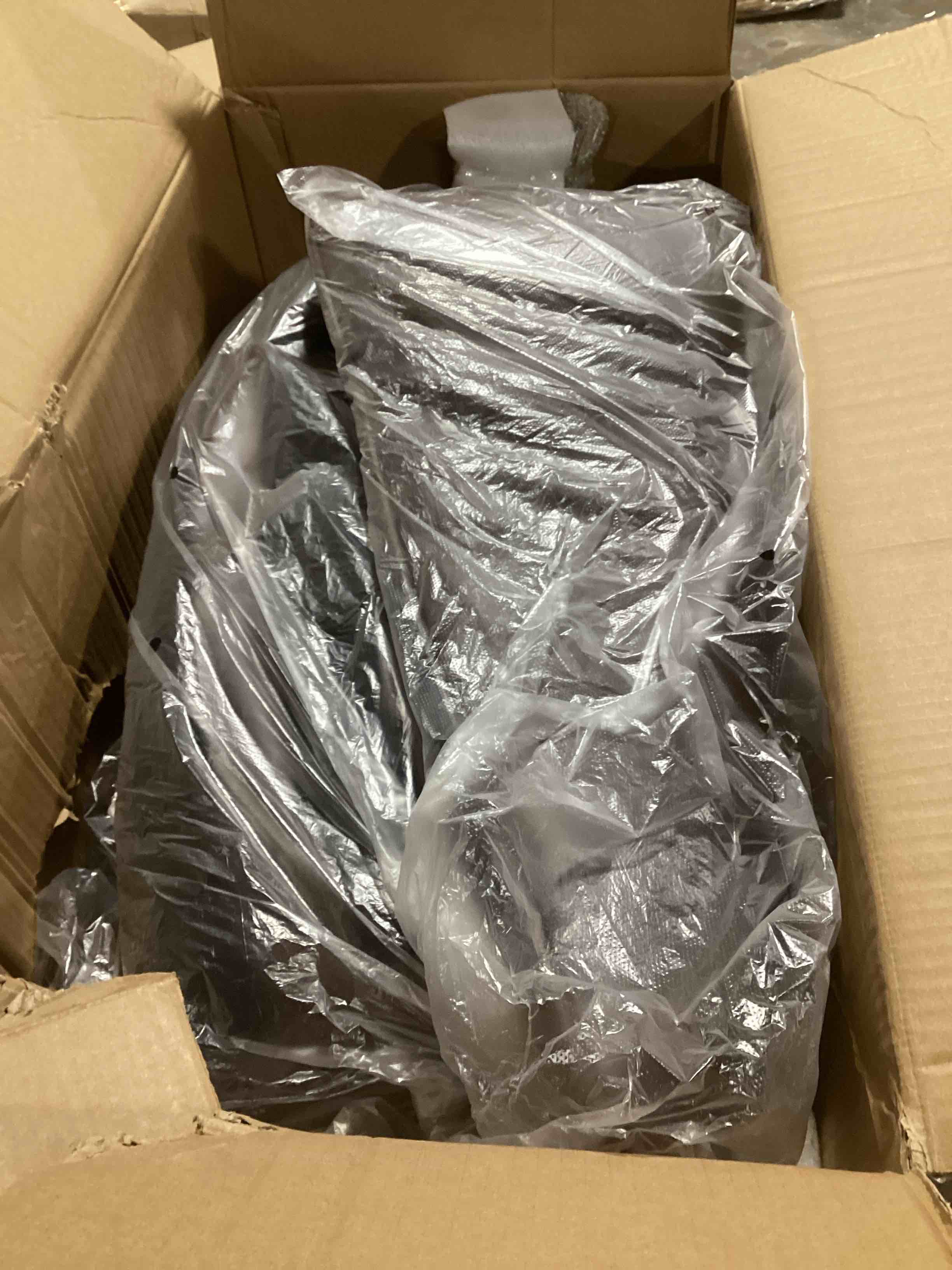 https://s3.amazonaws.com/lotting-images-prod/bidfta/ORG5438964_1700589988414.jpeg