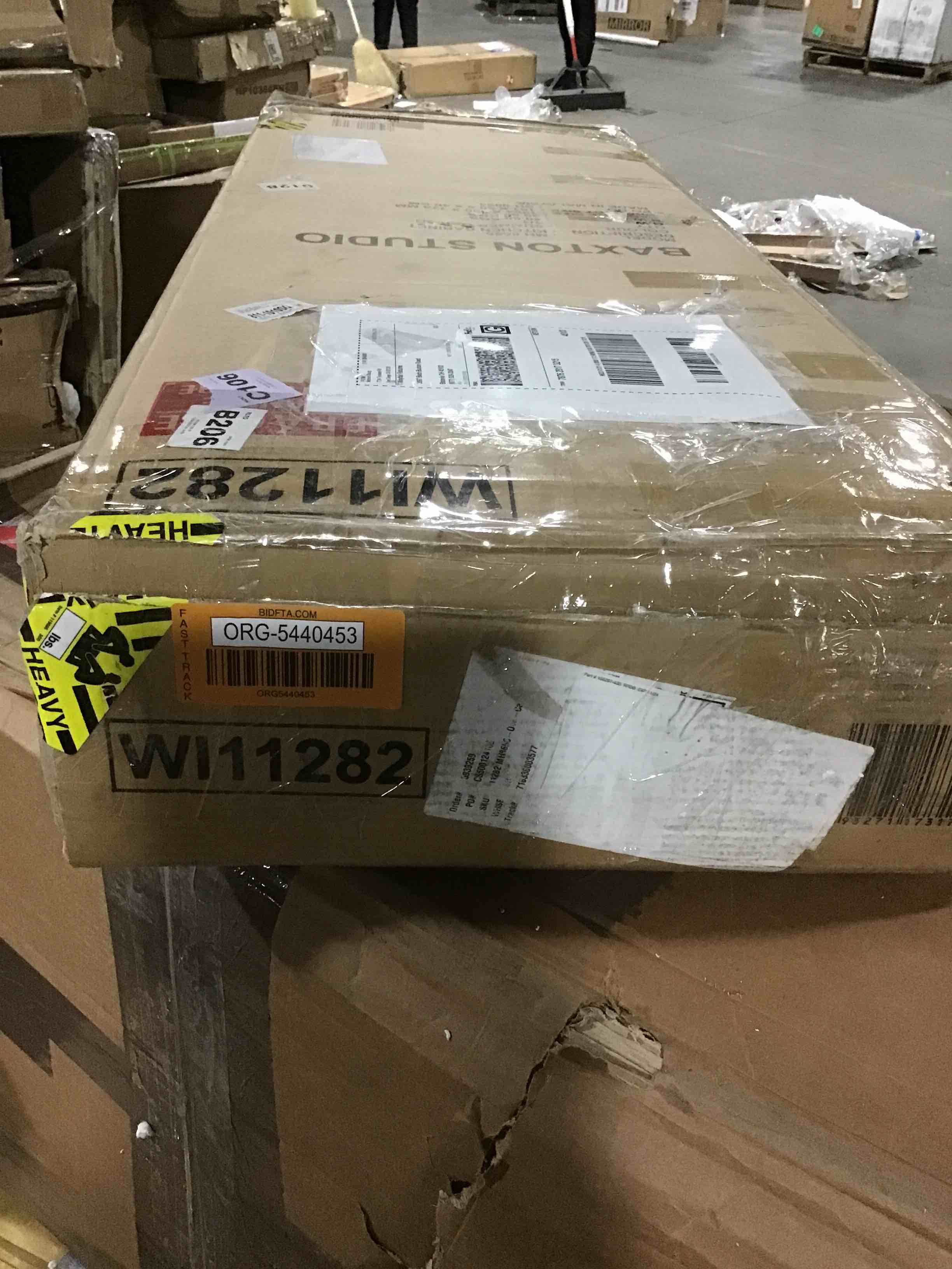 https://s3.amazonaws.com/lotting-images-prod/bidfta/ORG5440453_1702934156226.jpeg