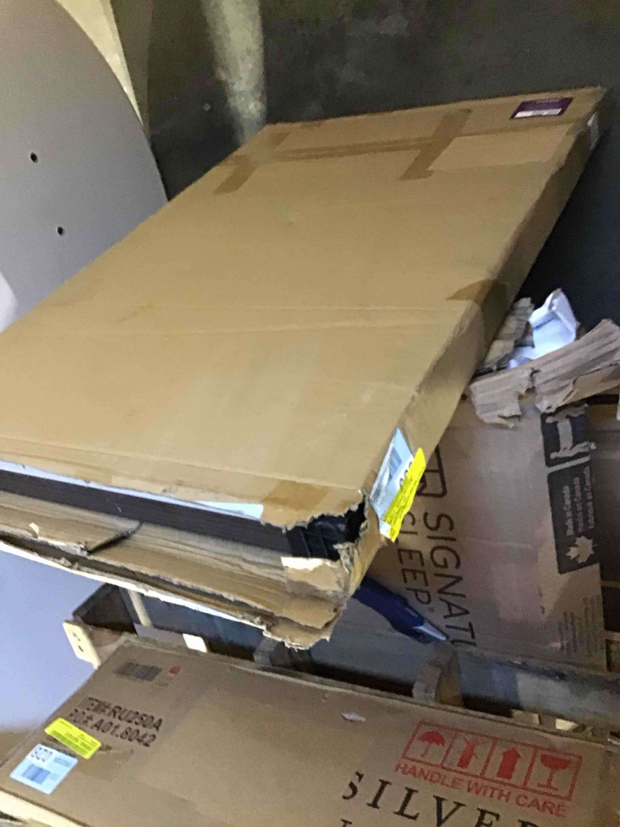 https://s3.amazonaws.com/lotting-images-prod/bidfta/ORG5441286_1699033785496.jpeg