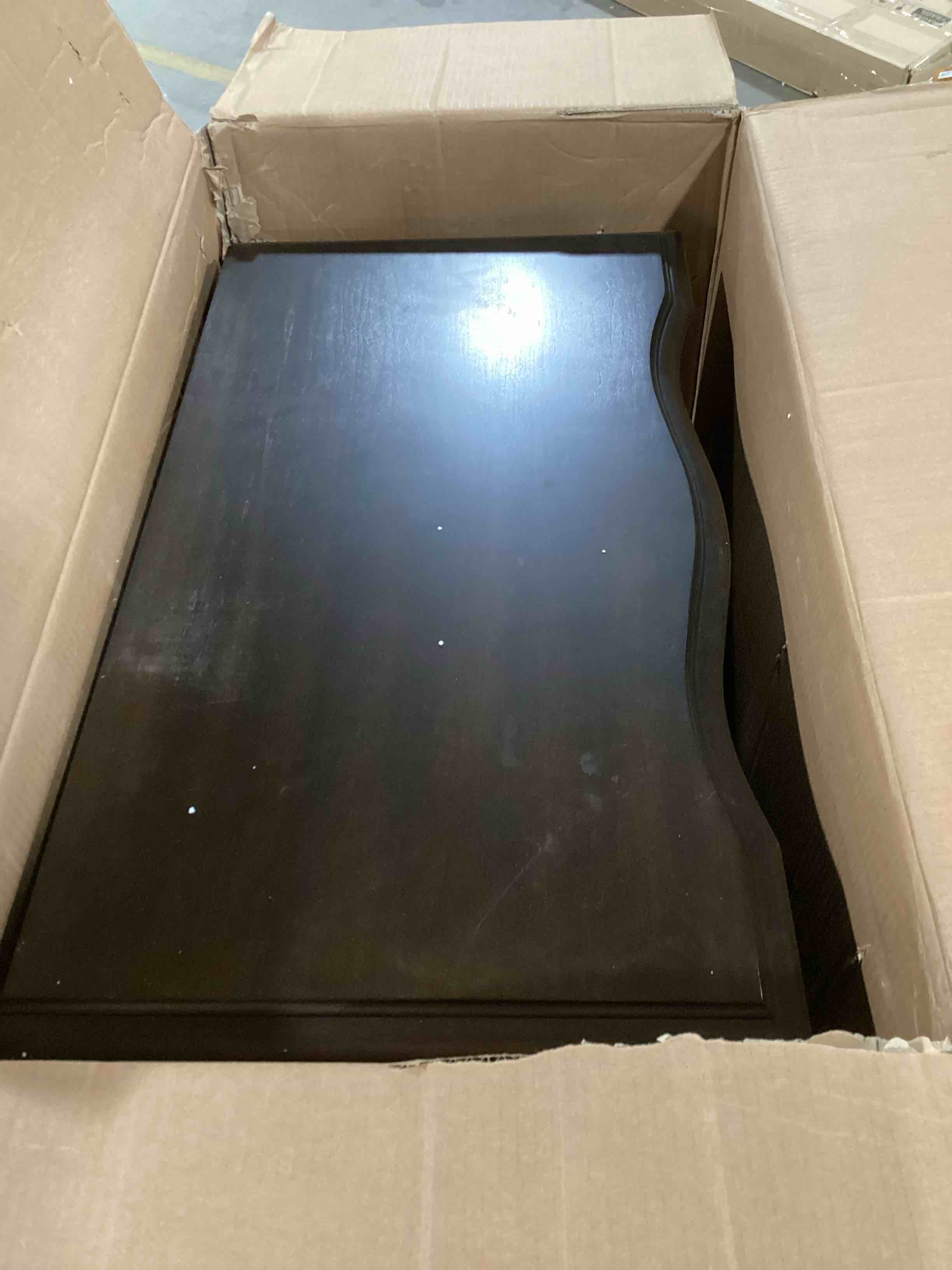 https://s3.amazonaws.com/lotting-images-prod/bidfta/ORG5441524_1699624849446.jpeg
