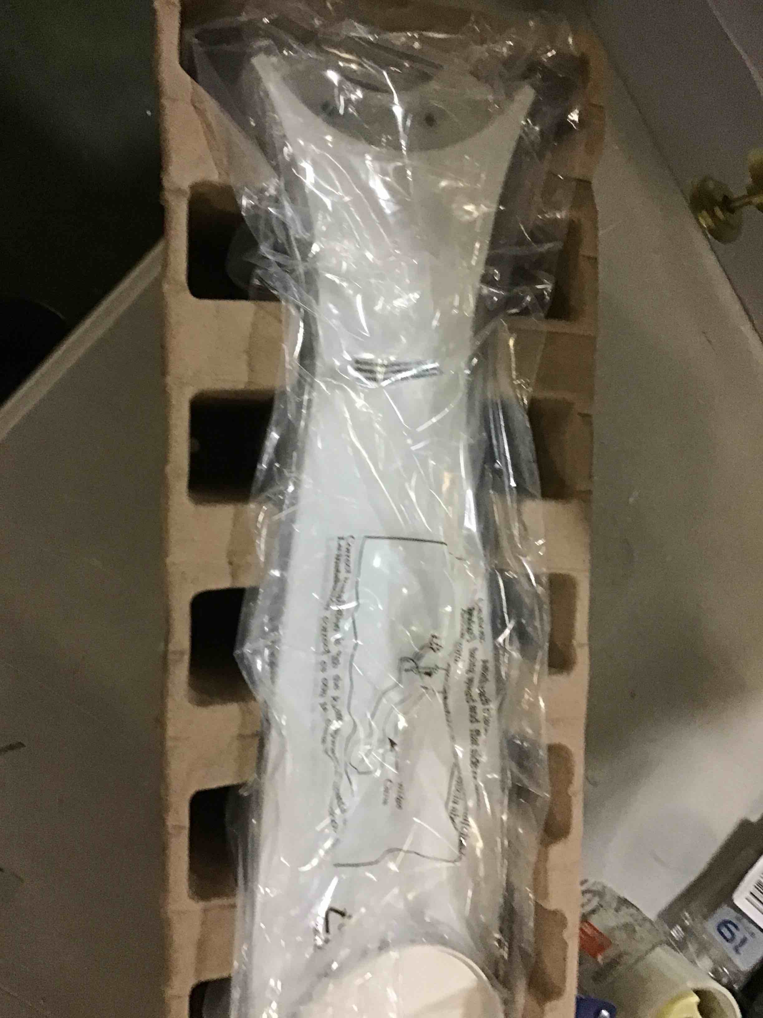https://s3.amazonaws.com/lotting-images-prod/bidfta/ORG5461058_1701978905062.jpeg