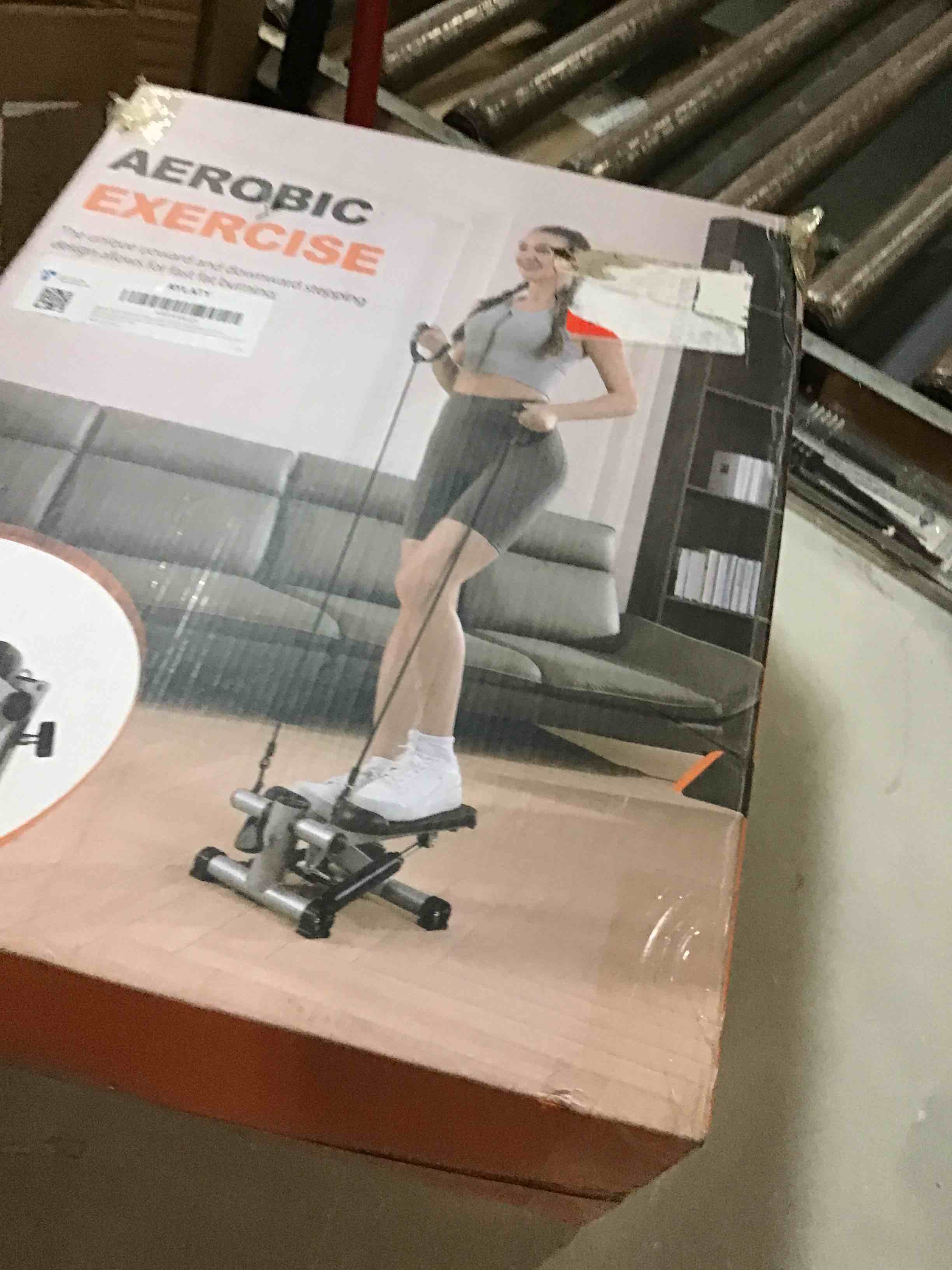 https://s3.amazonaws.com/lotting-images-prod/bidfta/ORG5461426_1702305733532.jpeg