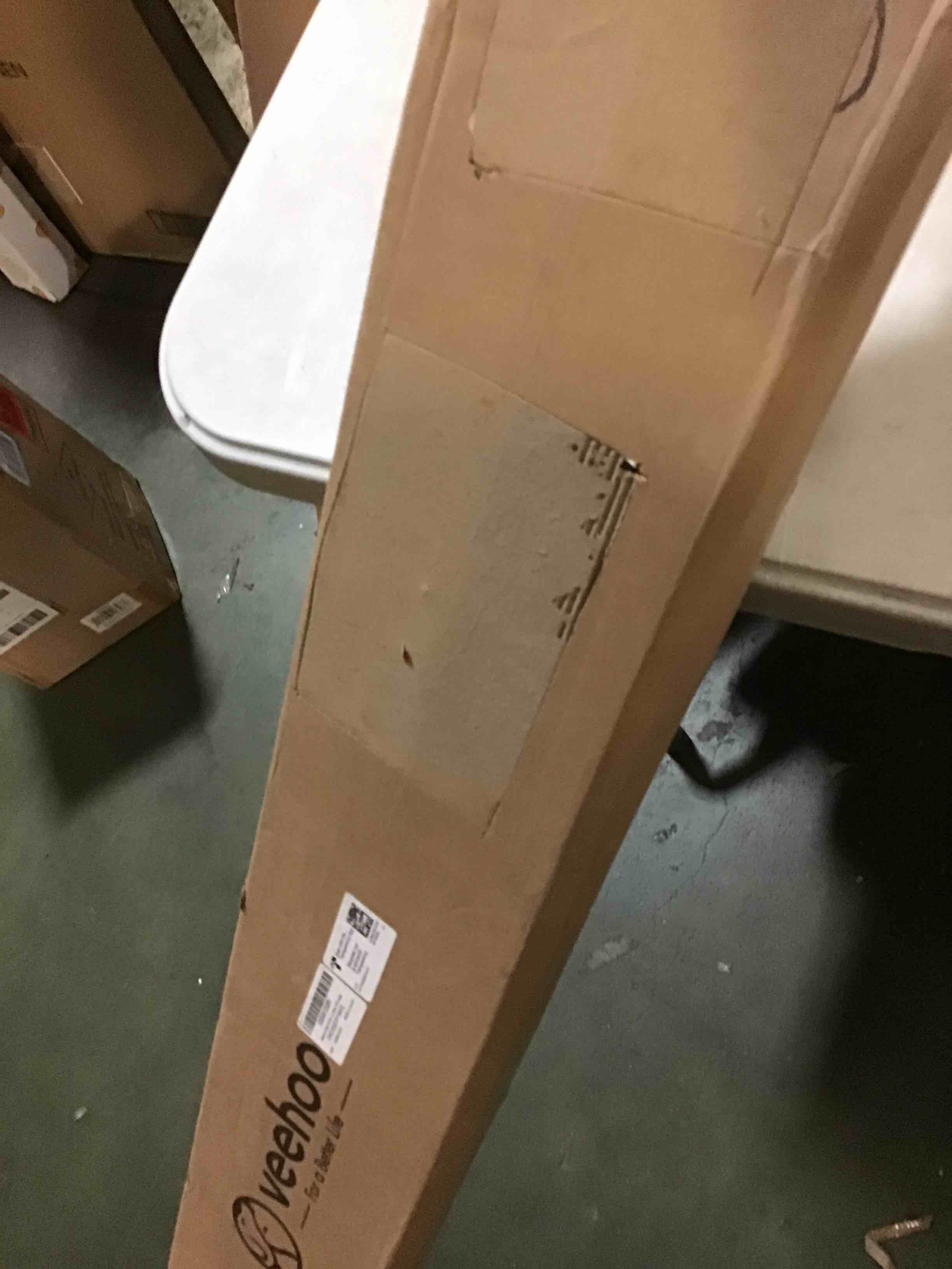 https://s3.amazonaws.com/lotting-images-prod/bidfta/ORG5461897_1702409824864.jpeg