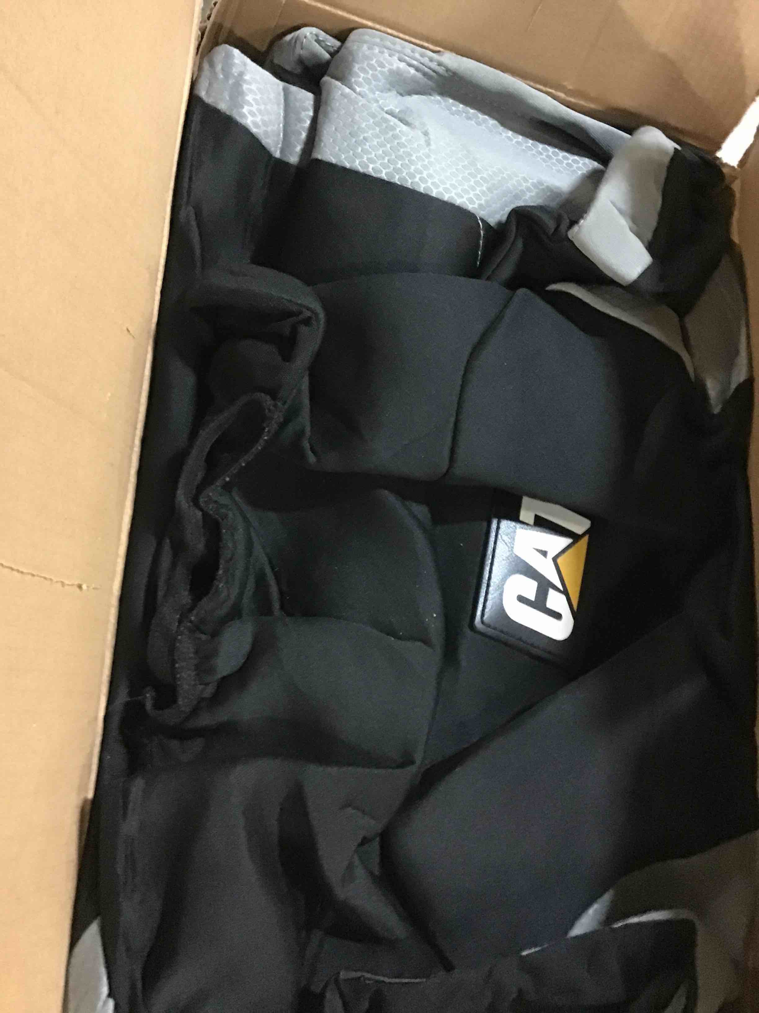 https://s3.amazonaws.com/lotting-images-prod/bidfta/ORG5461917_1702412733313.jpeg