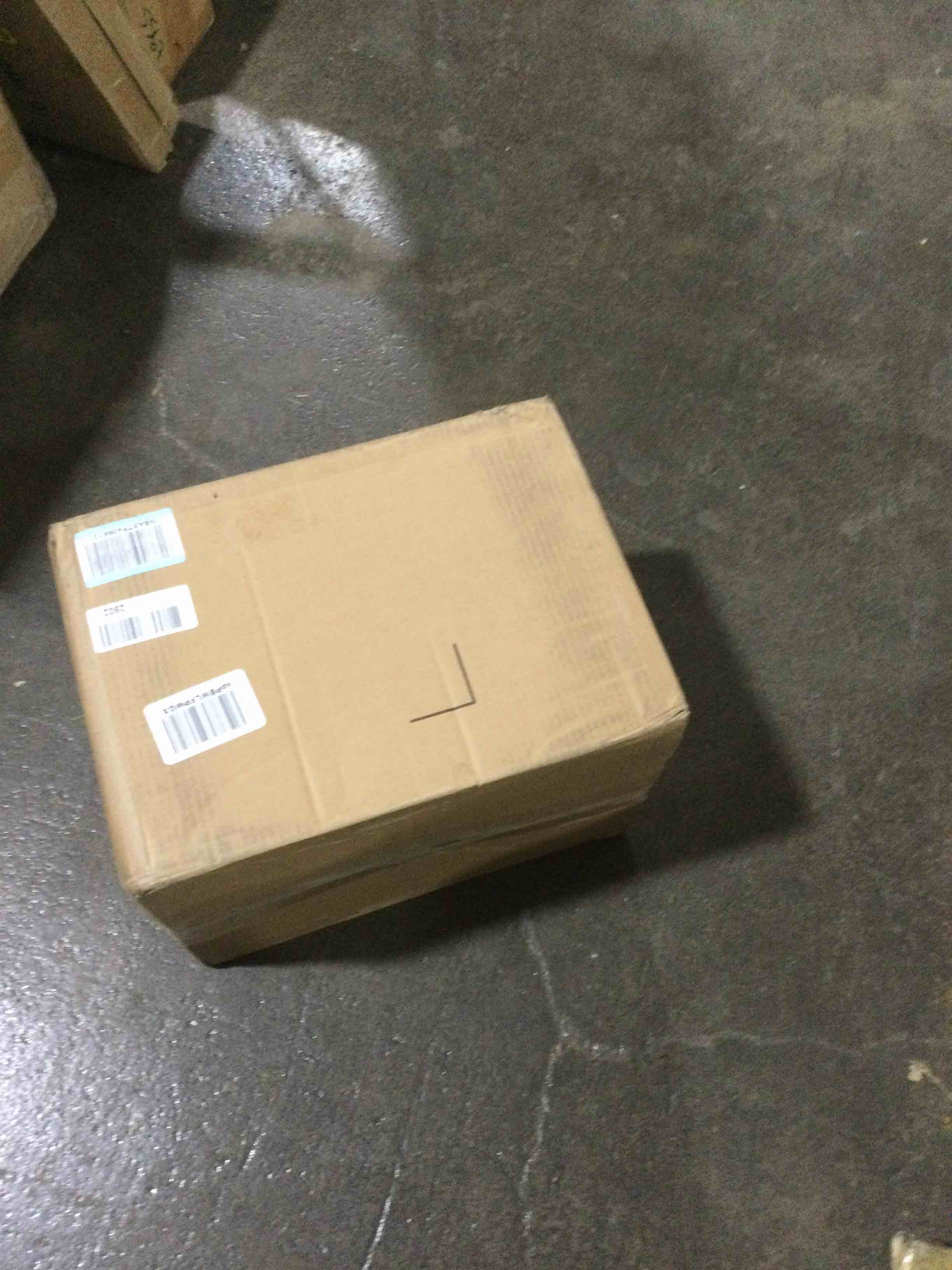 https://s3.amazonaws.com/lotting-images-prod/bidfta/ORG5462008_1705694641883.jpeg