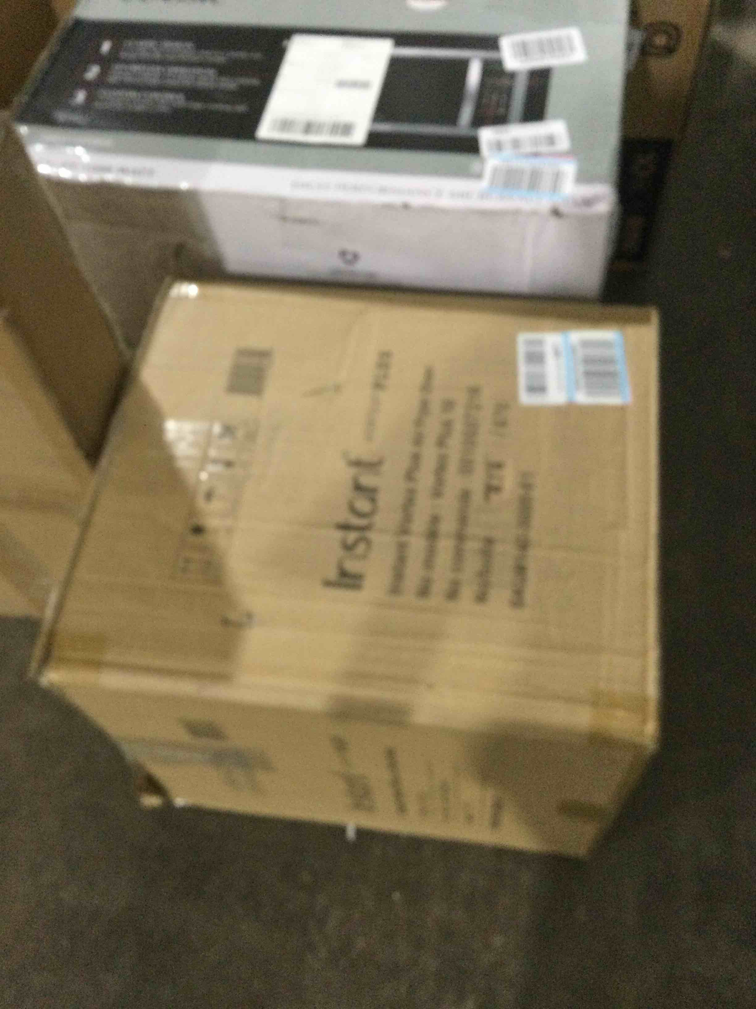 https://s3.amazonaws.com/lotting-images-prod/bidfta/ORG5465670_1705506170804.jpeg