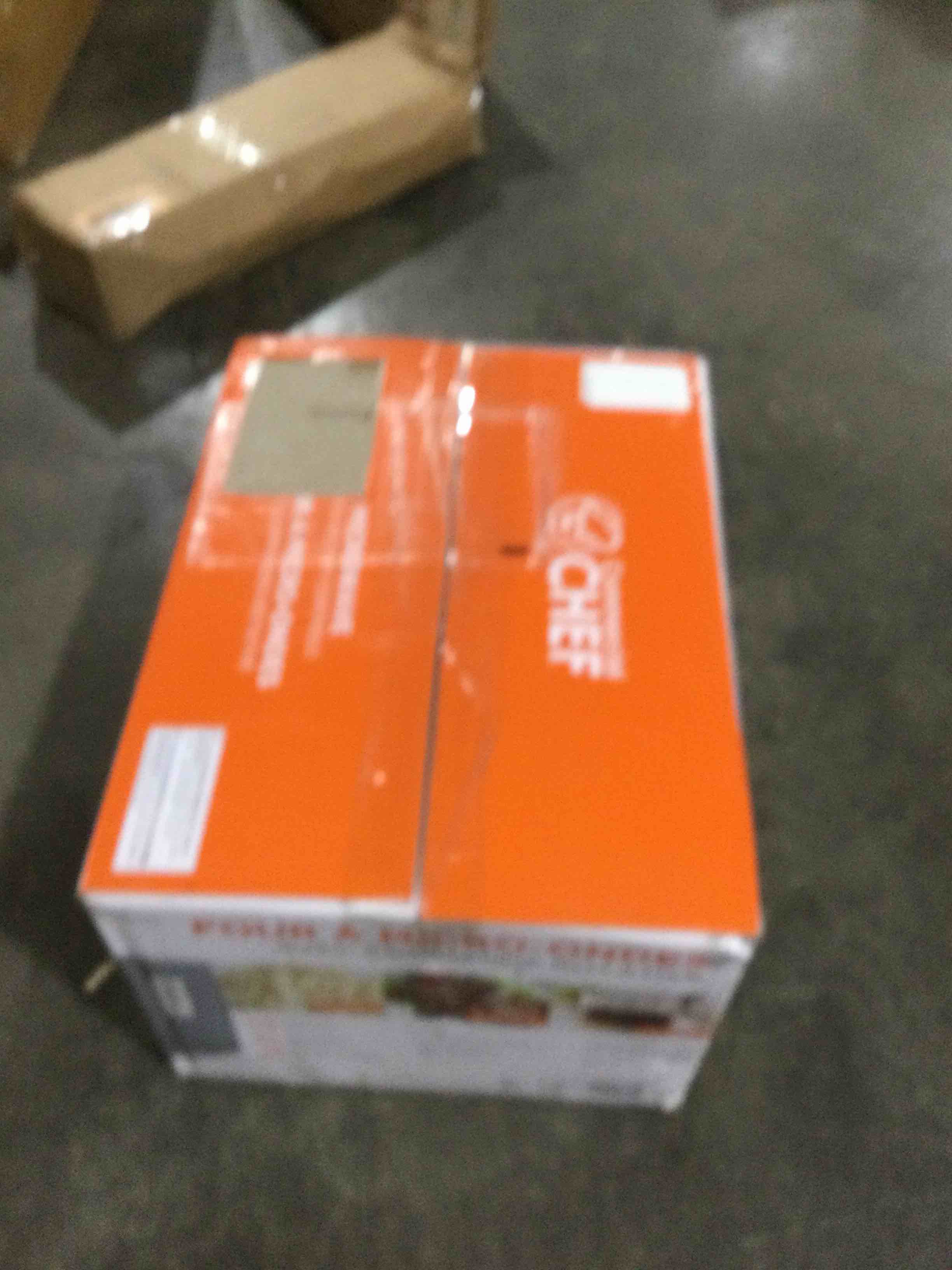 https://s3.amazonaws.com/lotting-images-prod/bidfta/ORG5465685_1705506834190.jpeg
