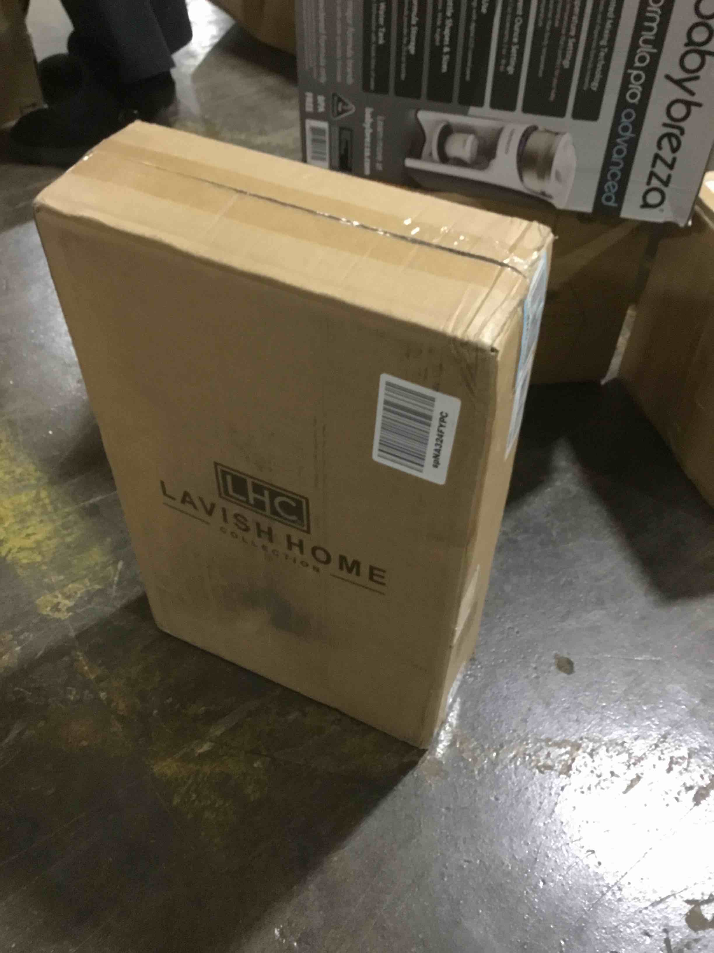 https://s3.amazonaws.com/lotting-images-prod/bidfta/ORG5466531_1706637007317.jpeg