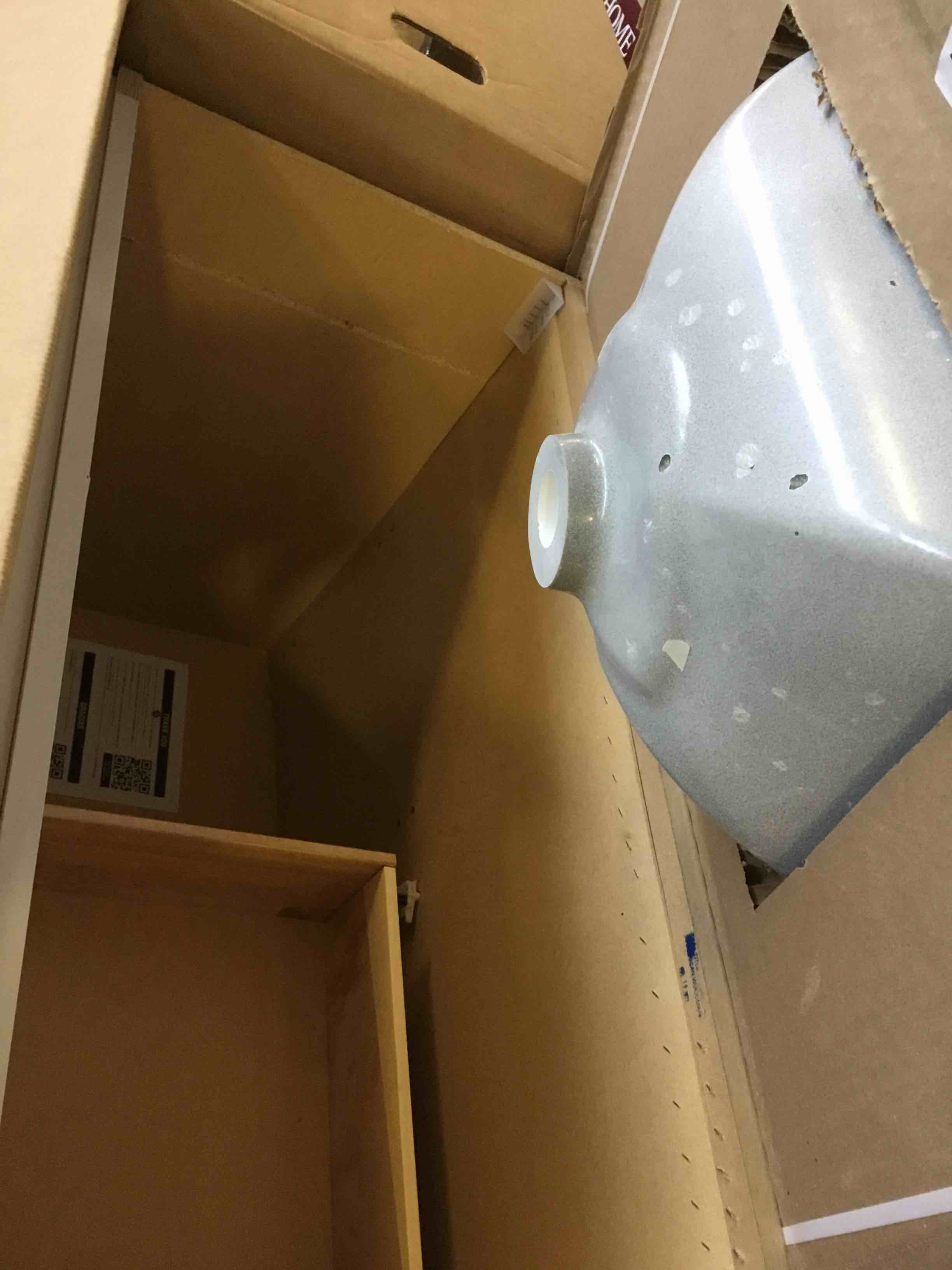 https://s3.amazonaws.com/lotting-images-prod/bidfta/ORG5468175_1698068038082.jpeg