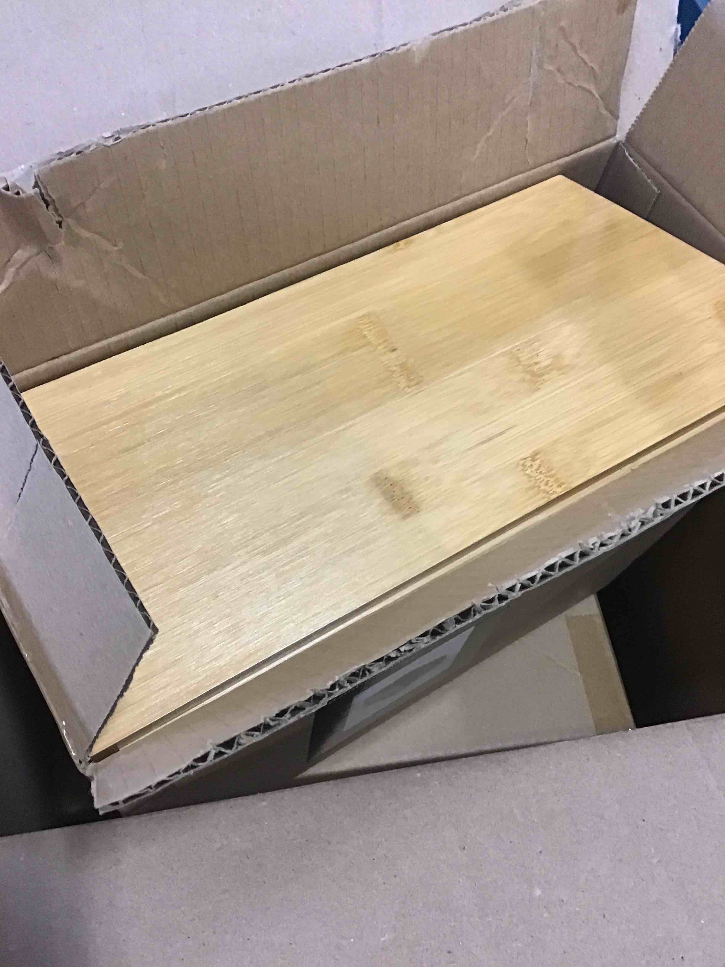 https://s3.amazonaws.com/lotting-images-prod/bidfta/ORG5469628_1698152568069.jpeg