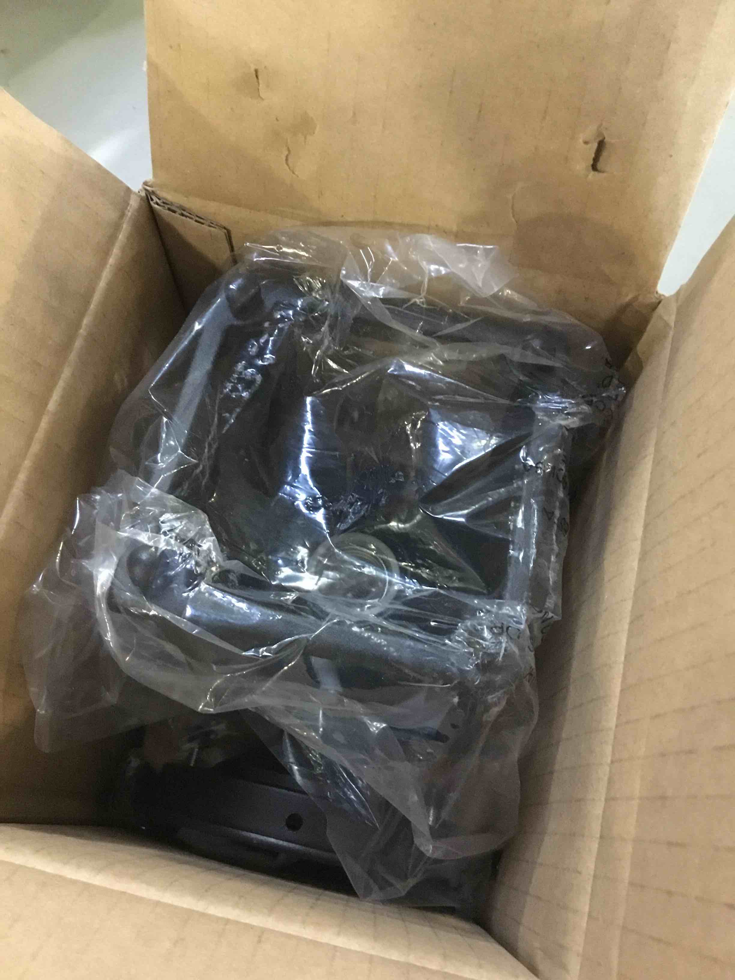 https://s3.amazonaws.com/lotting-images-prod/bidfta/ORG5471114_1698153230749.jpeg