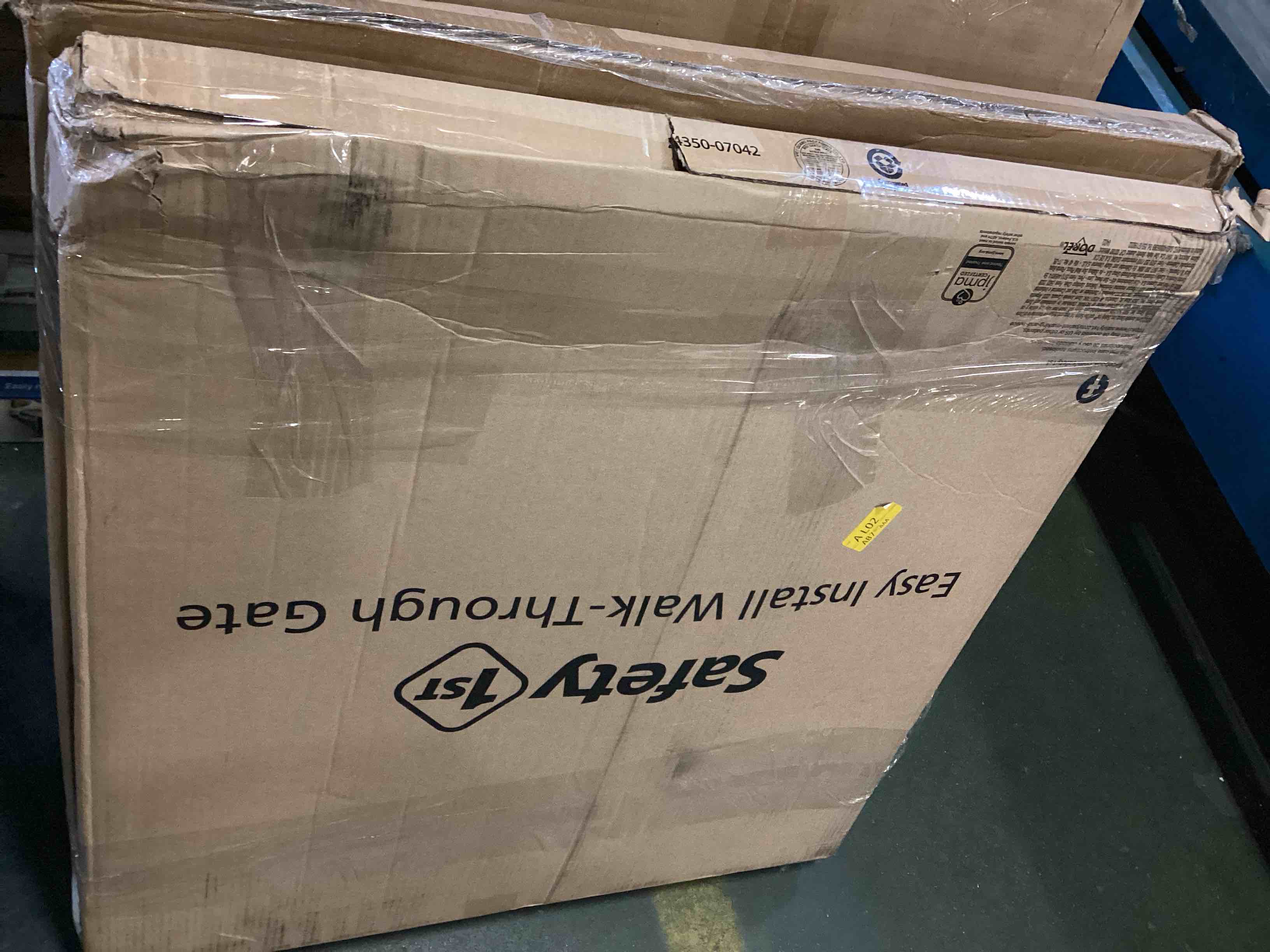 https://s3.amazonaws.com/lotting-images-prod/bidfta/ORG5473566_1699021610117.jpeg