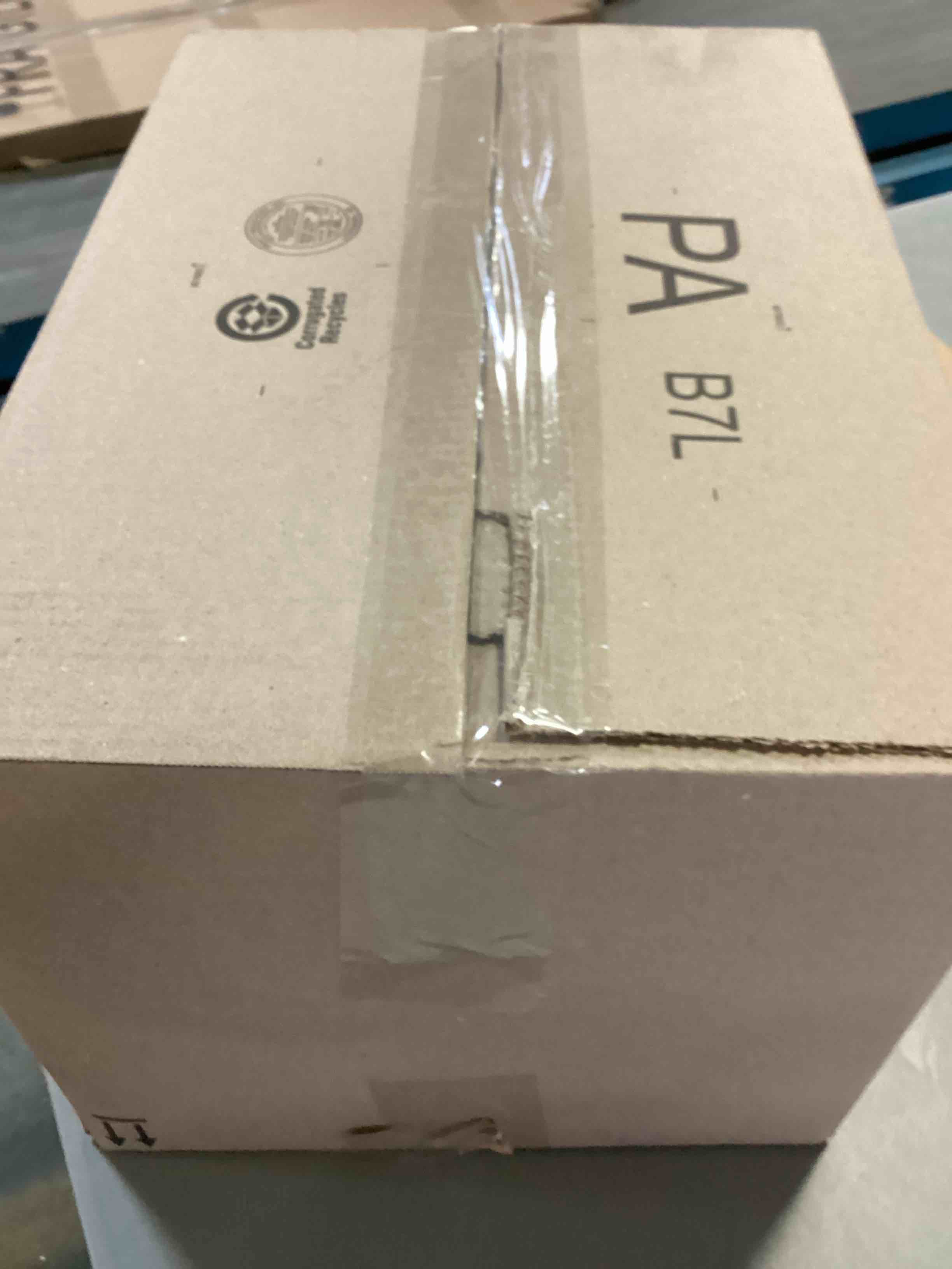 https://s3.amazonaws.com/lotting-images-prod/bidfta/ORG5473879_1699299672478.jpeg