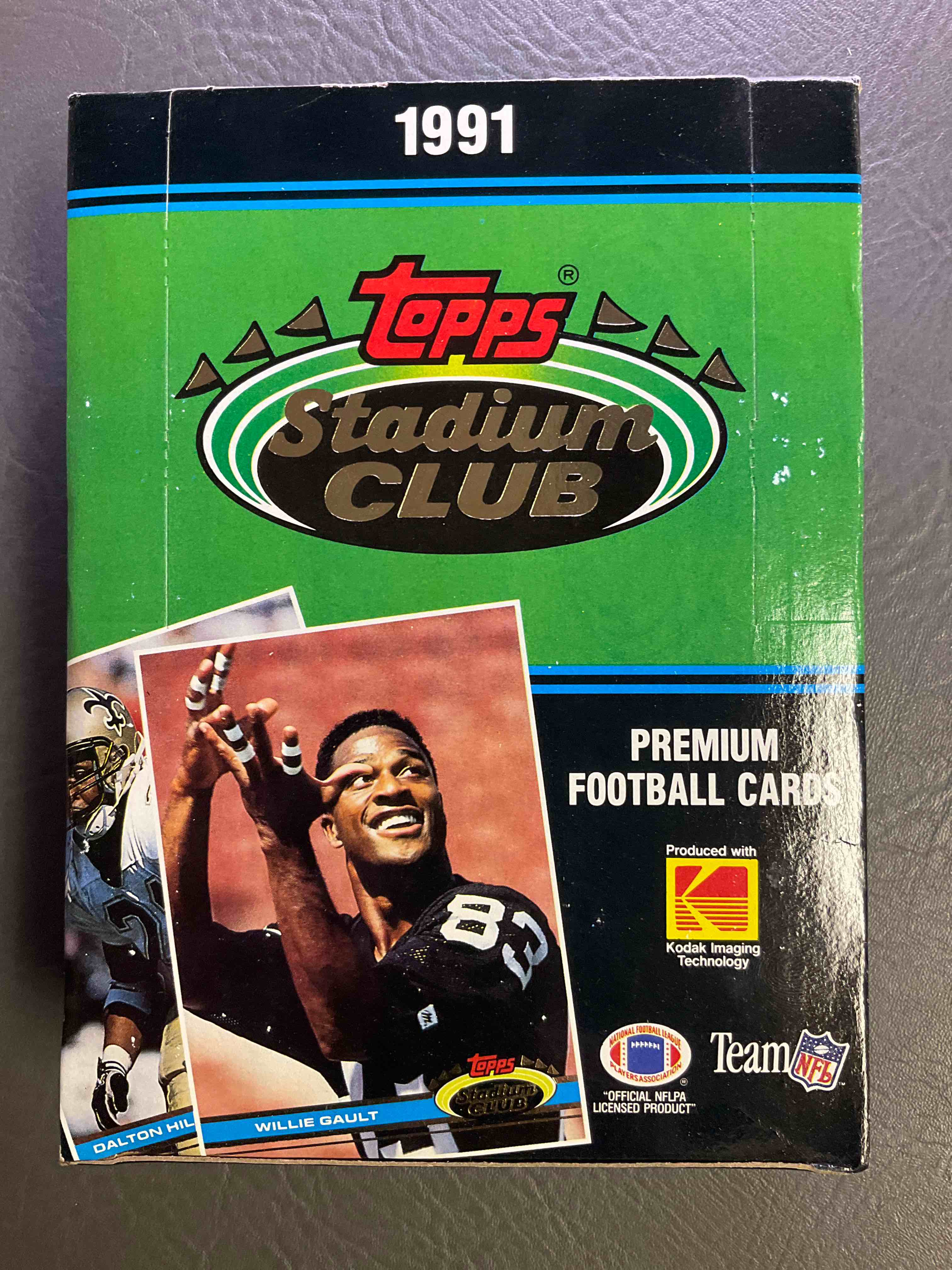 1991 Topps Stadium Club Football Unopened Wax Packs, Direct From Original Sealed Retail Case!  Search For Valuable Brett Favre Rookie (PSA 10 $400), Early Emmit Smith, Jerry Rice & So Much More!  Getting Hard To Find!