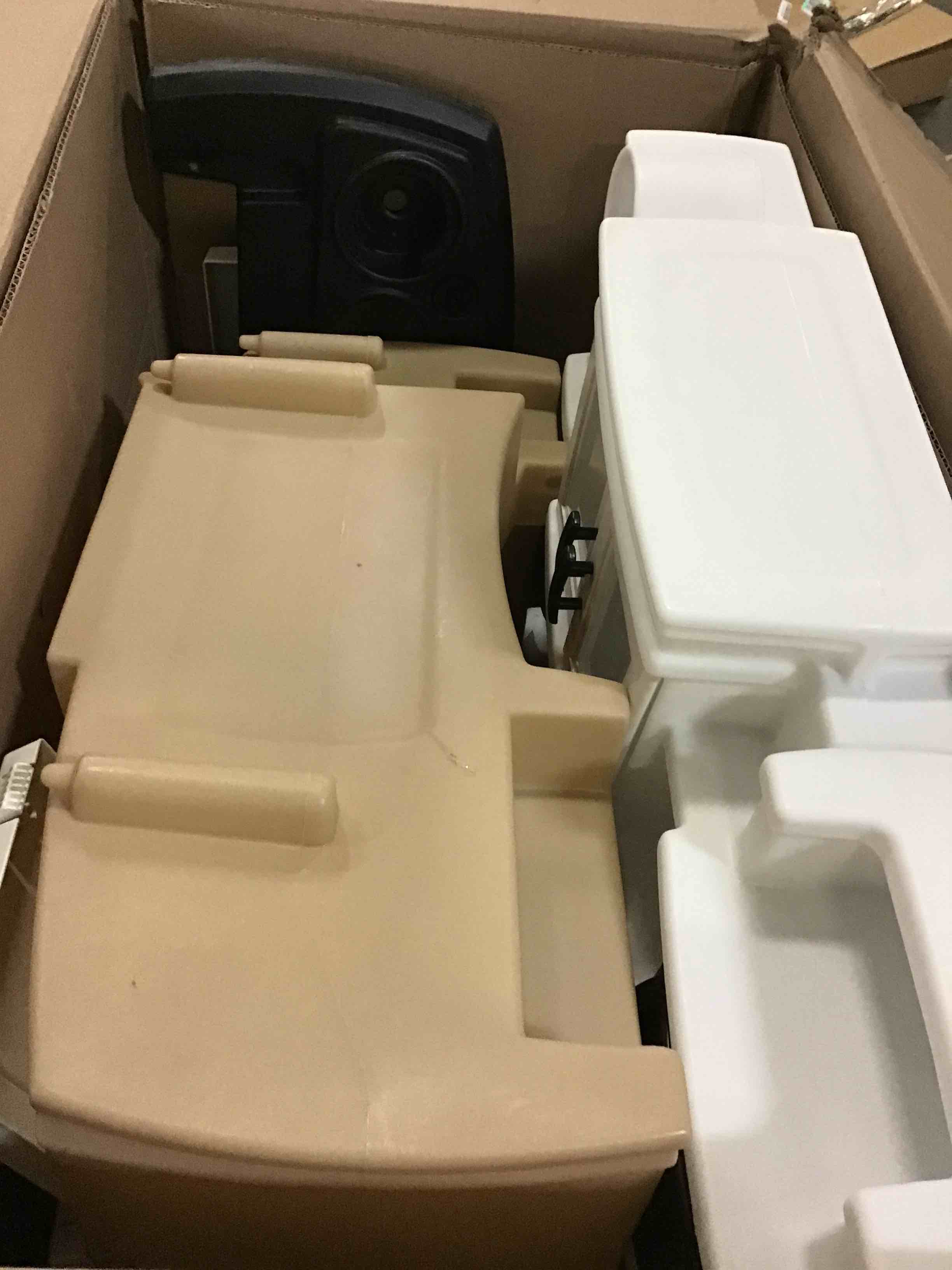 https://s3.amazonaws.com/lotting-images-prod/bidfta/ORG5475744_1698851866708.jpeg