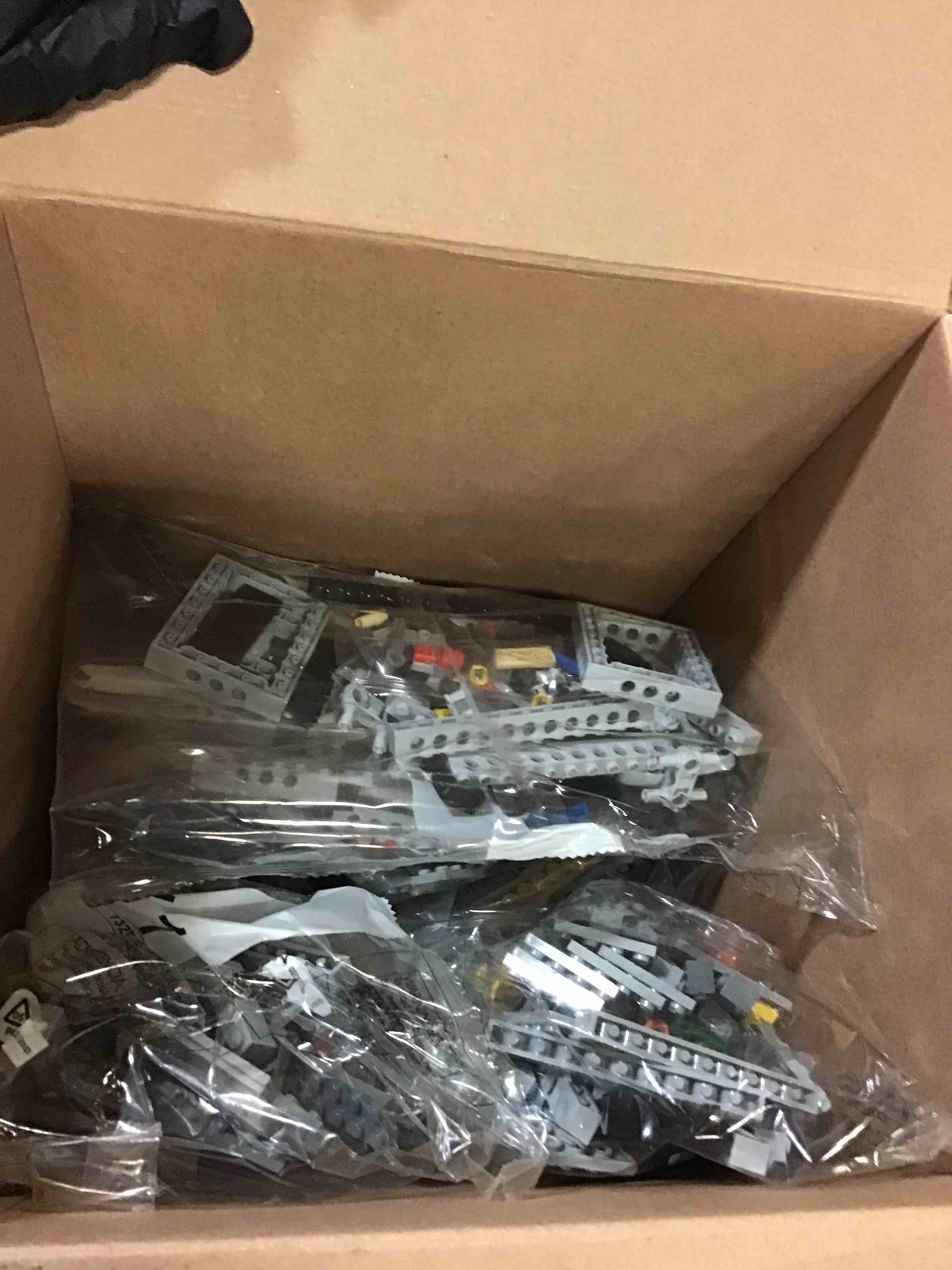 https://s3.amazonaws.com/lotting-images-prod/bidfta/ORG5476322_1699384423110.jpeg