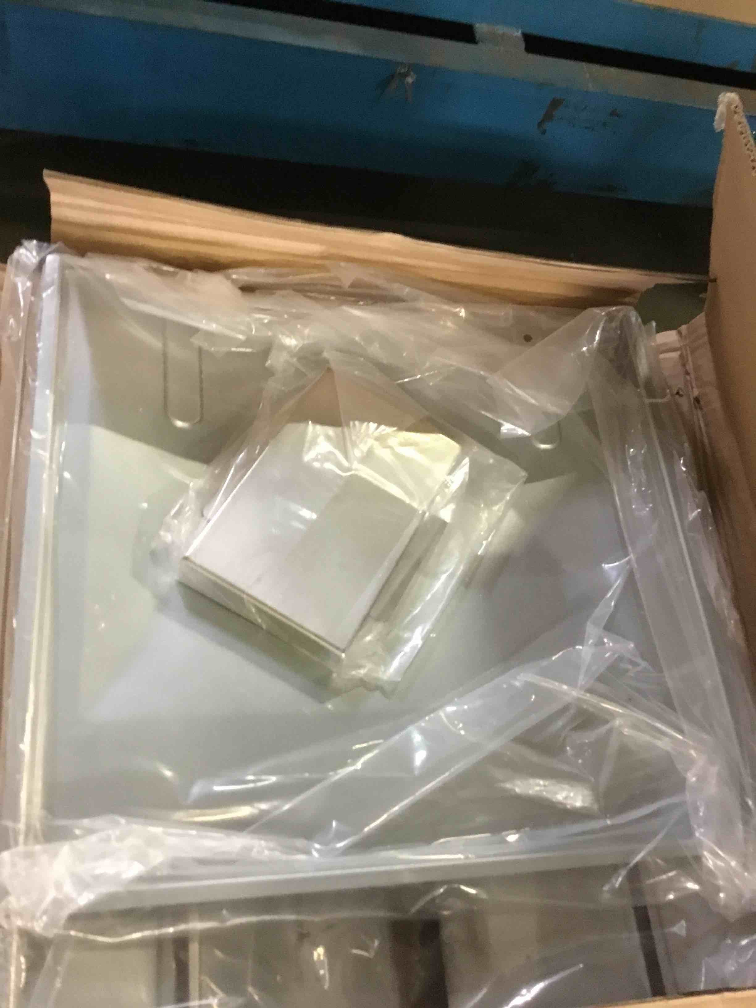 https://s3.amazonaws.com/lotting-images-prod/bidfta/ORG5477220_1698264049142.jpeg