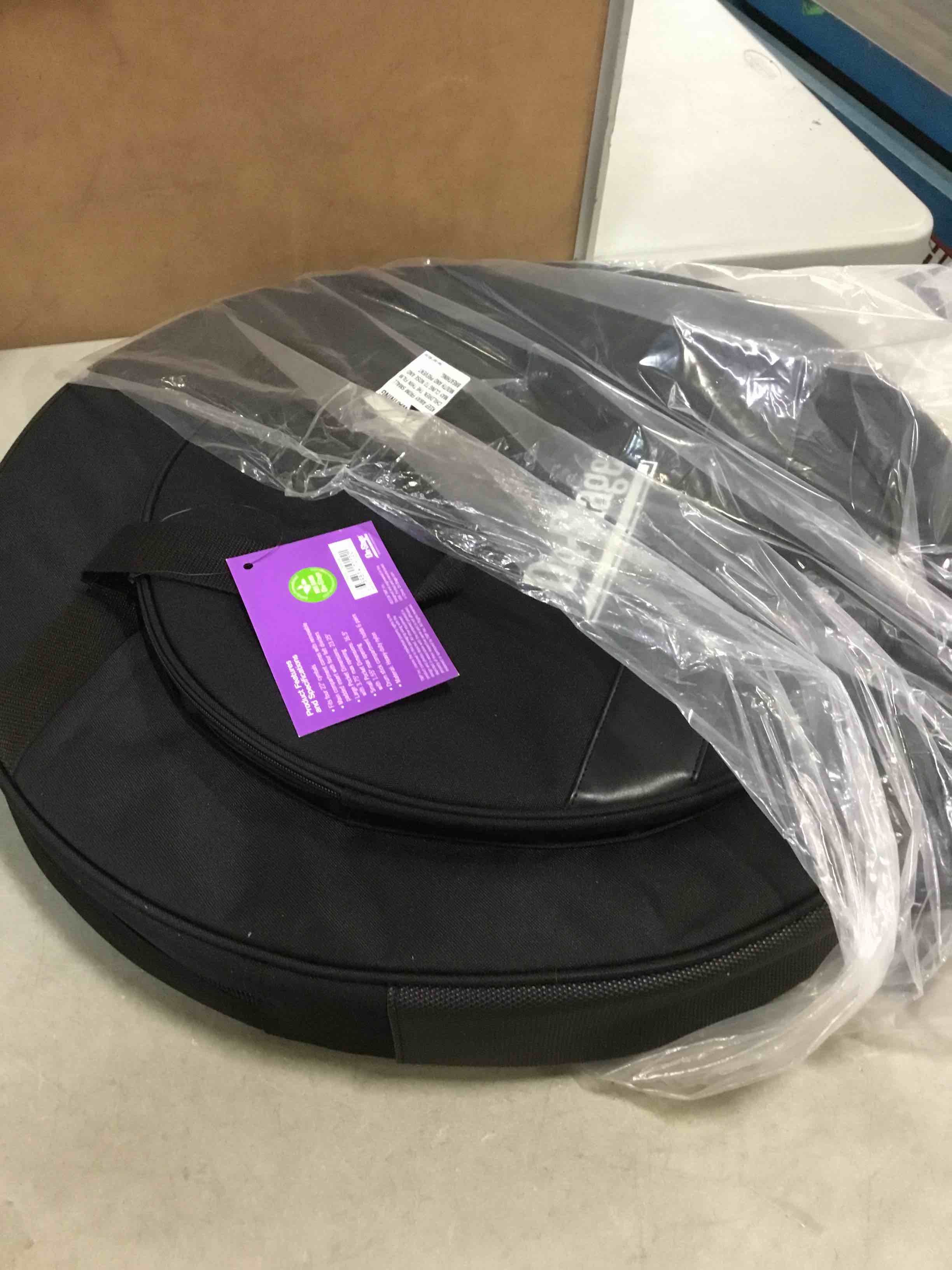 https://s3.amazonaws.com/lotting-images-prod/bidfta/ORG5477359_1698348081208.jpeg