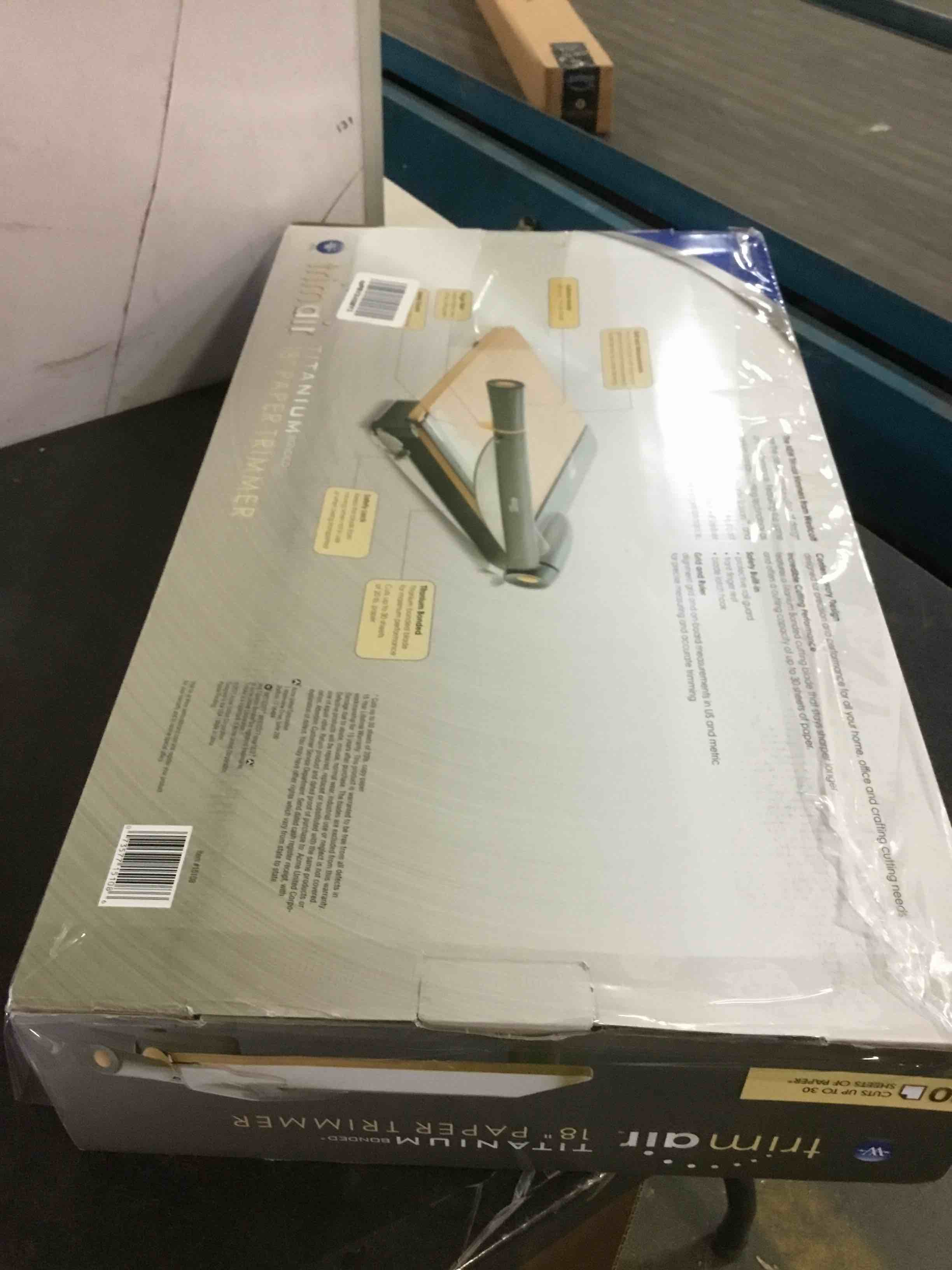 https://s3.amazonaws.com/lotting-images-prod/bidfta/ORG5477775_1698775936301.jpeg