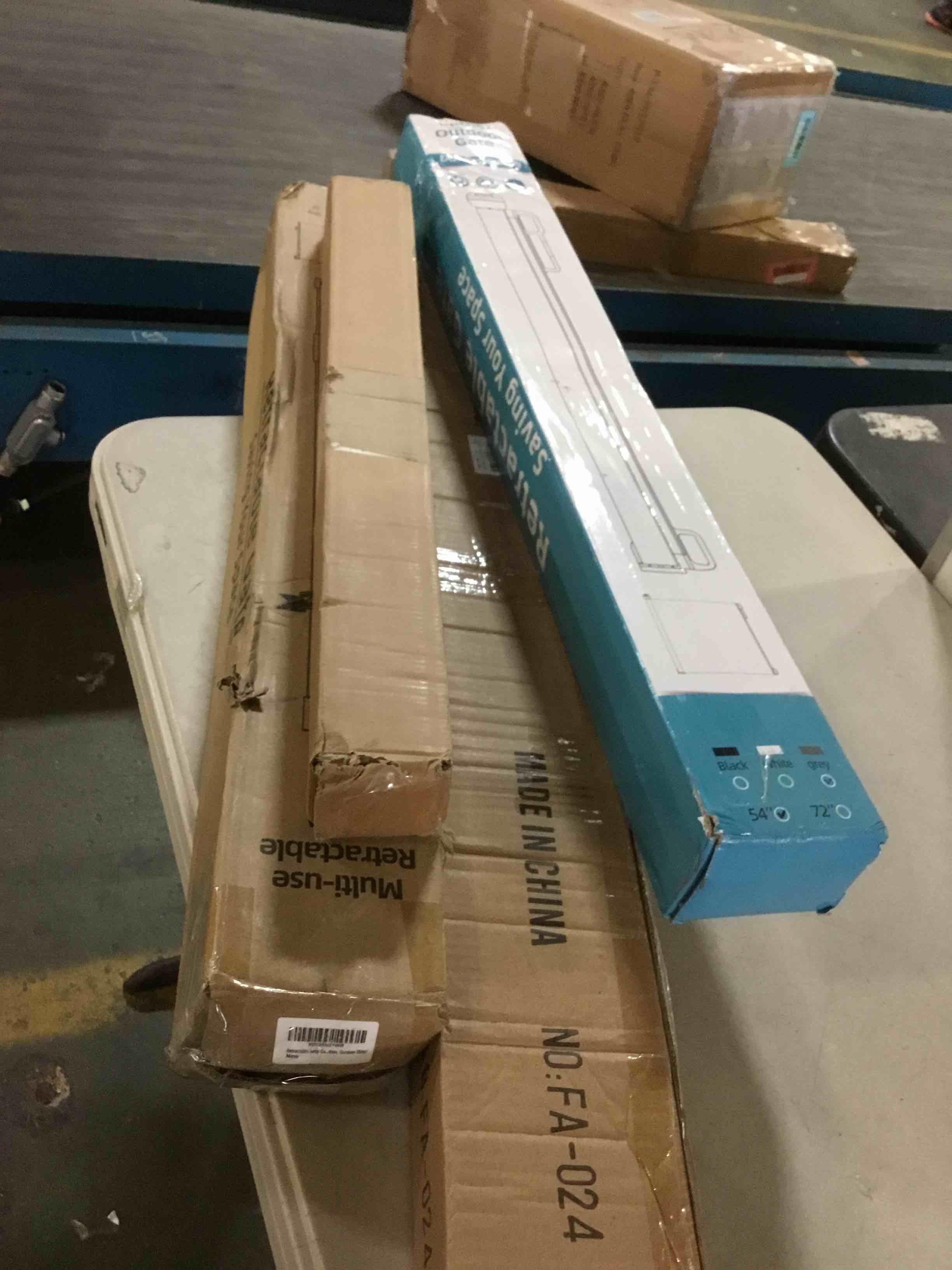 https://s3.amazonaws.com/lotting-images-prod/bidfta/ORG5477986_1698869655395.jpeg
