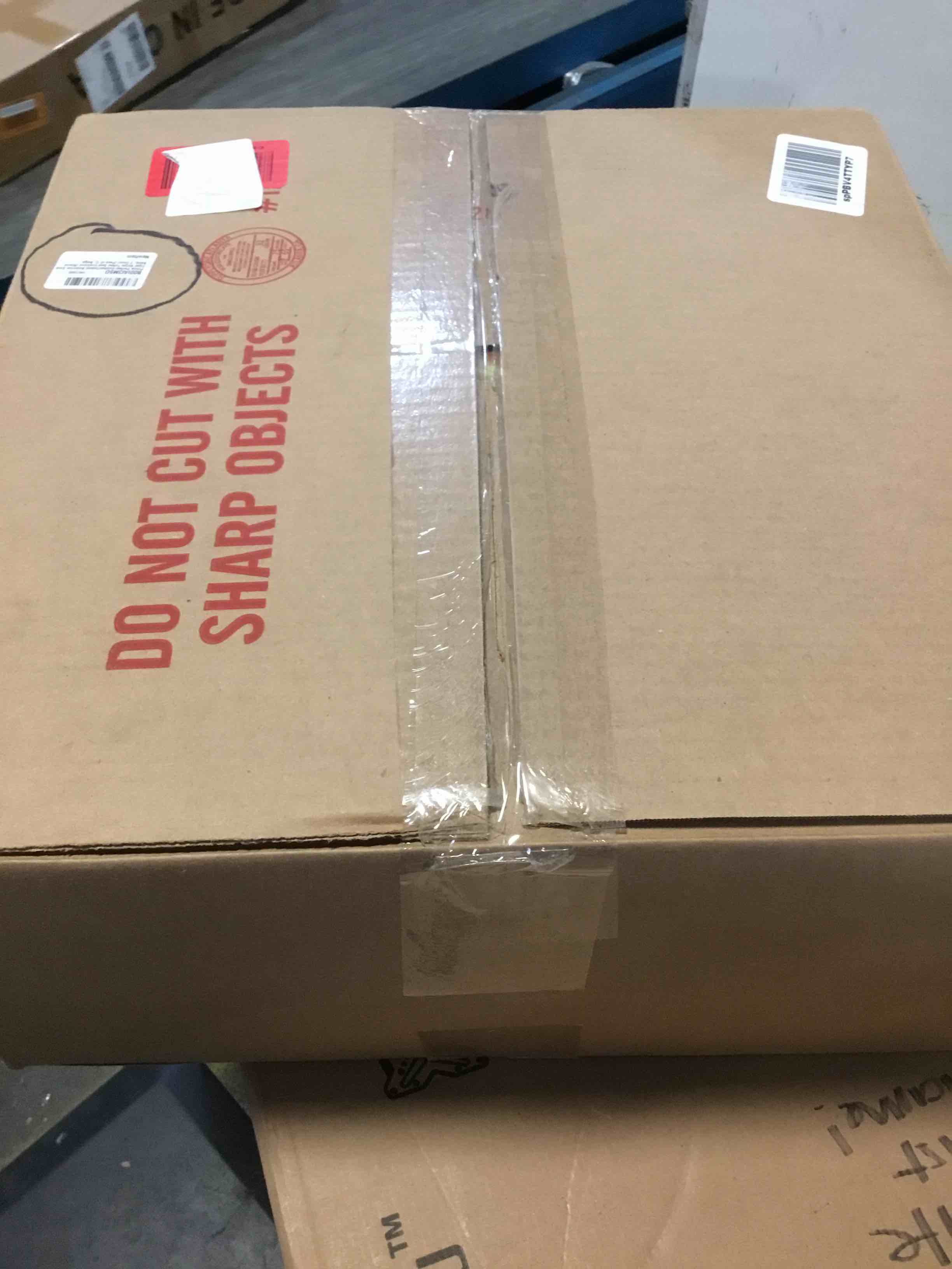 https://s3.amazonaws.com/lotting-images-prod/bidfta/ORG5478707_1698245454419.jpeg
