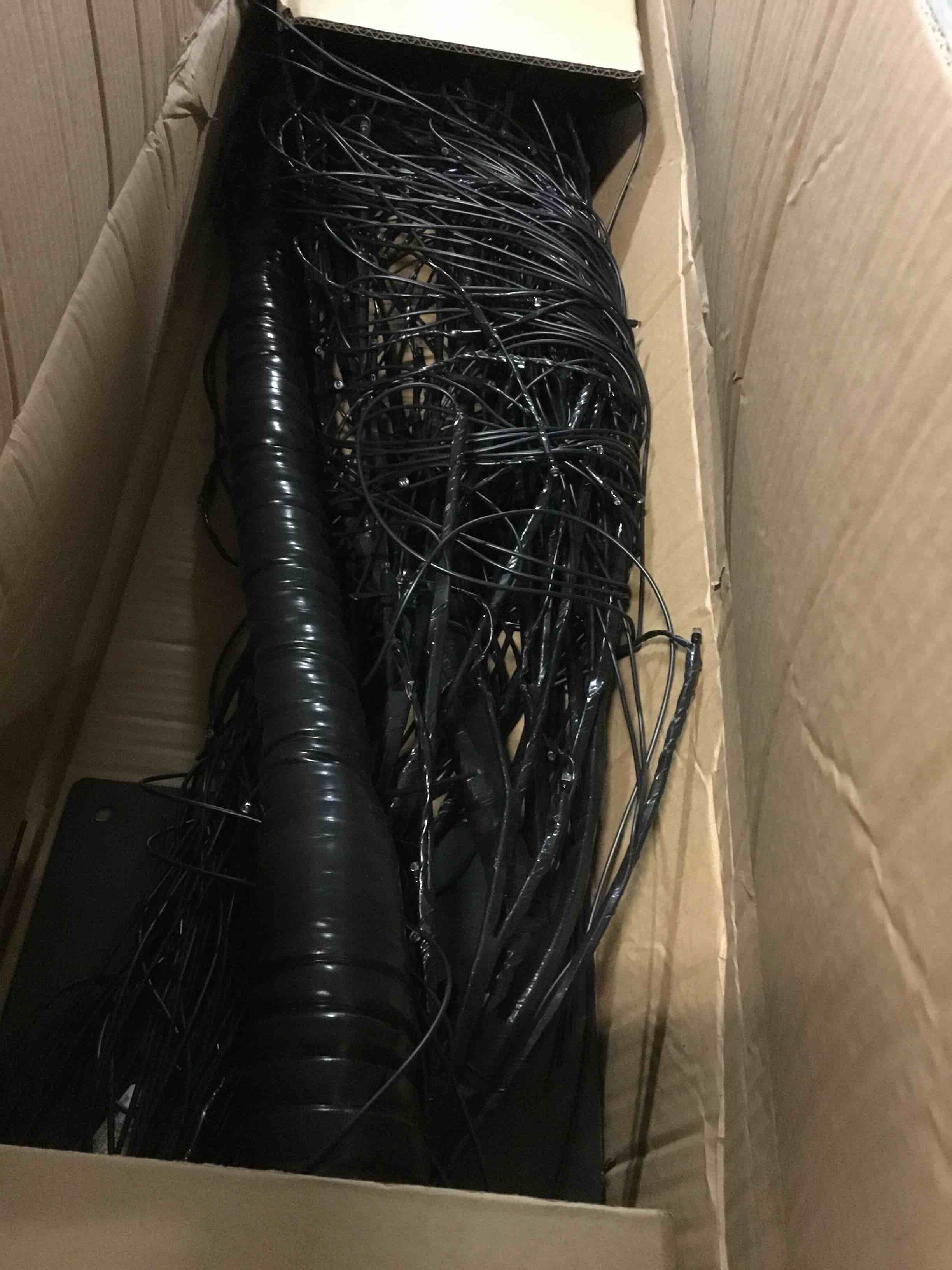https://s3.amazonaws.com/lotting-images-prod/bidfta/ORG5478829_1698323324781.jpeg