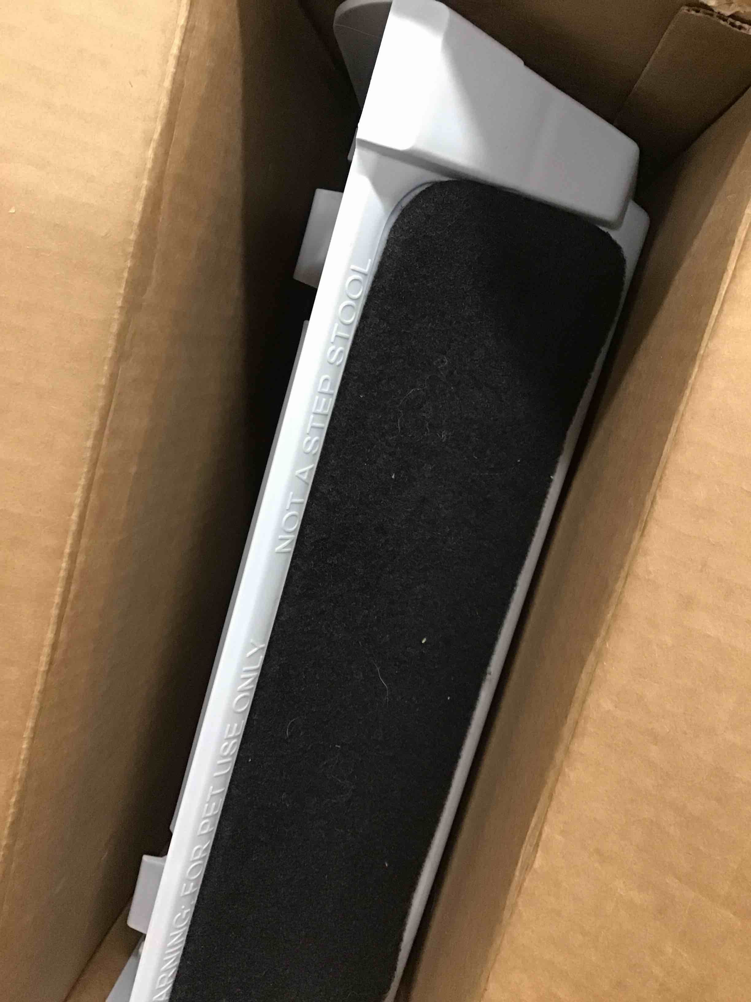 https://s3.amazonaws.com/lotting-images-prod/bidfta/ORG5483711_1709048984828.jpeg