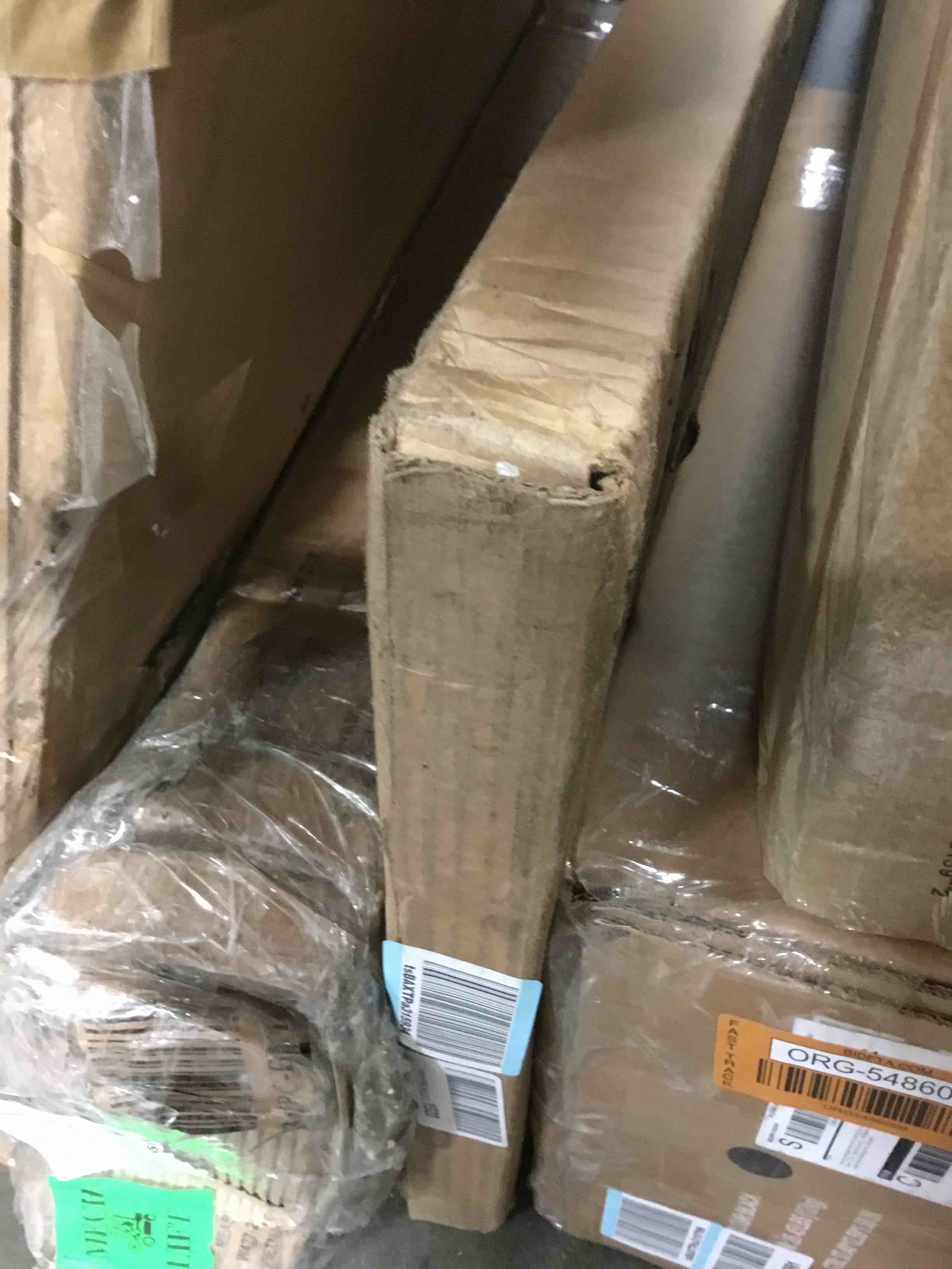 https://s3.amazonaws.com/lotting-images-prod/bidfta/ORG5486007_1703864964385.jpeg