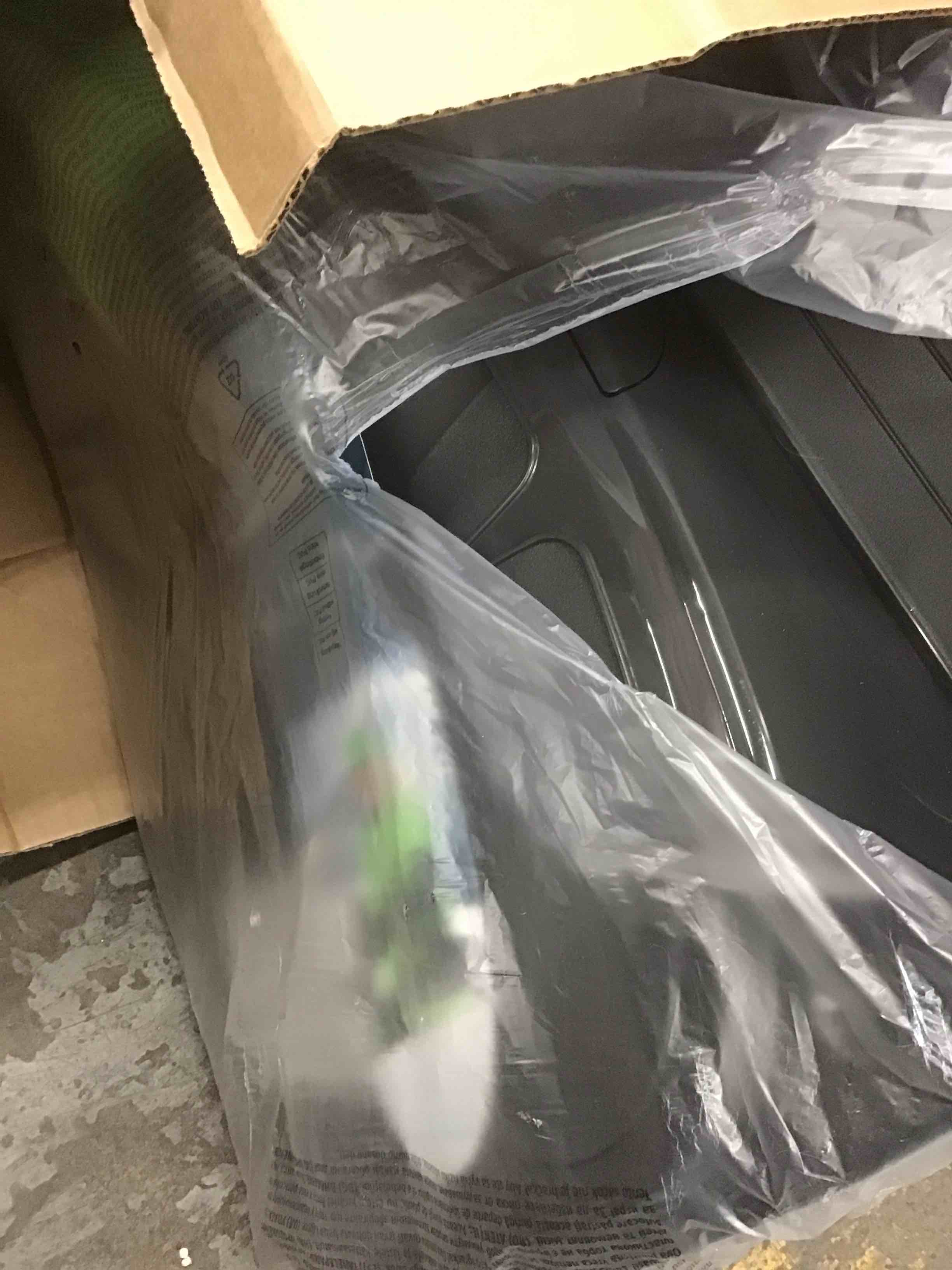 https://s3.amazonaws.com/lotting-images-prod/bidfta/ORG5488539_1708466866398.jpeg