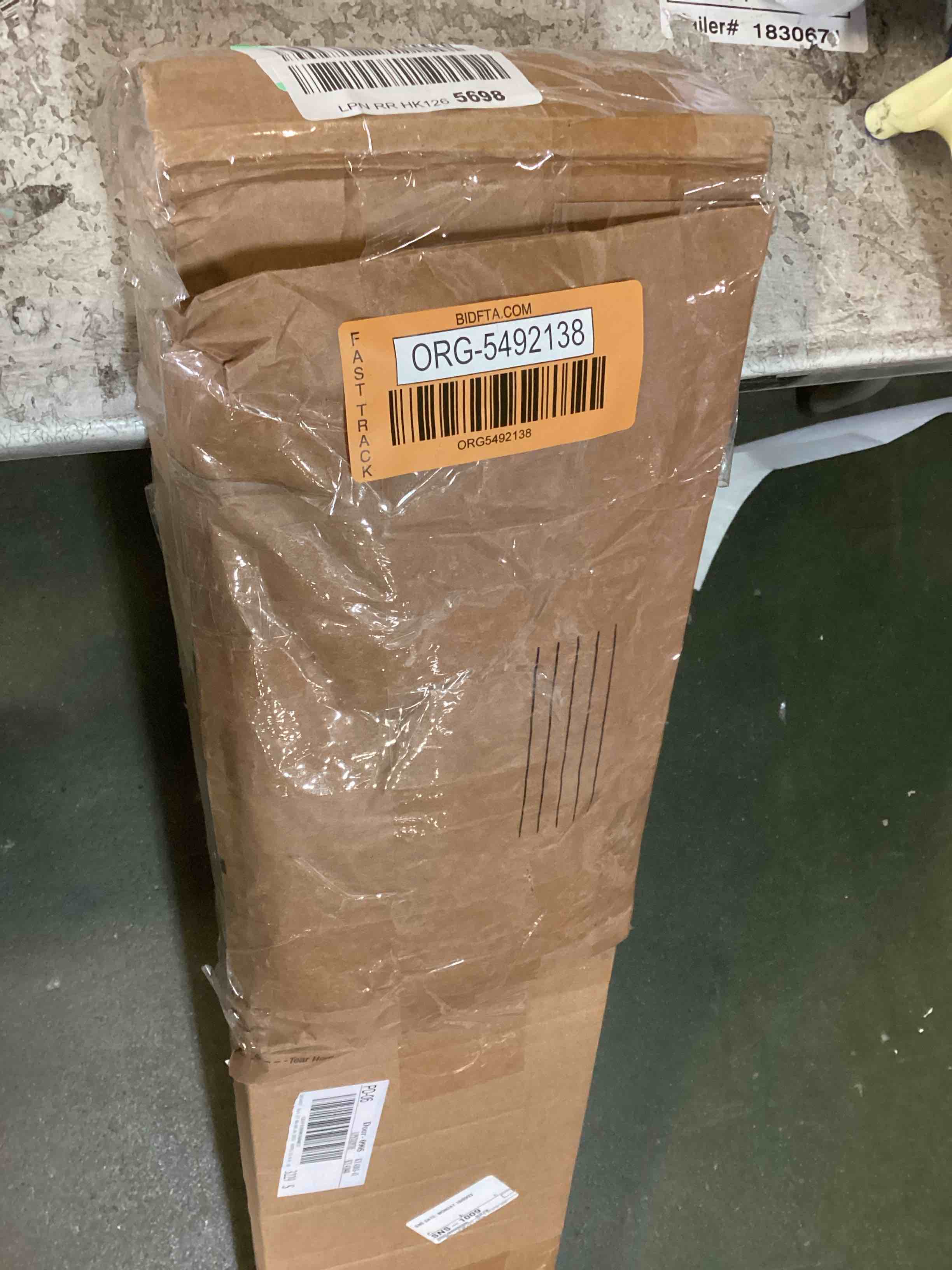 https://s3.amazonaws.com/lotting-images-prod/bidfta/ORG5492138_1700148454685.jpeg