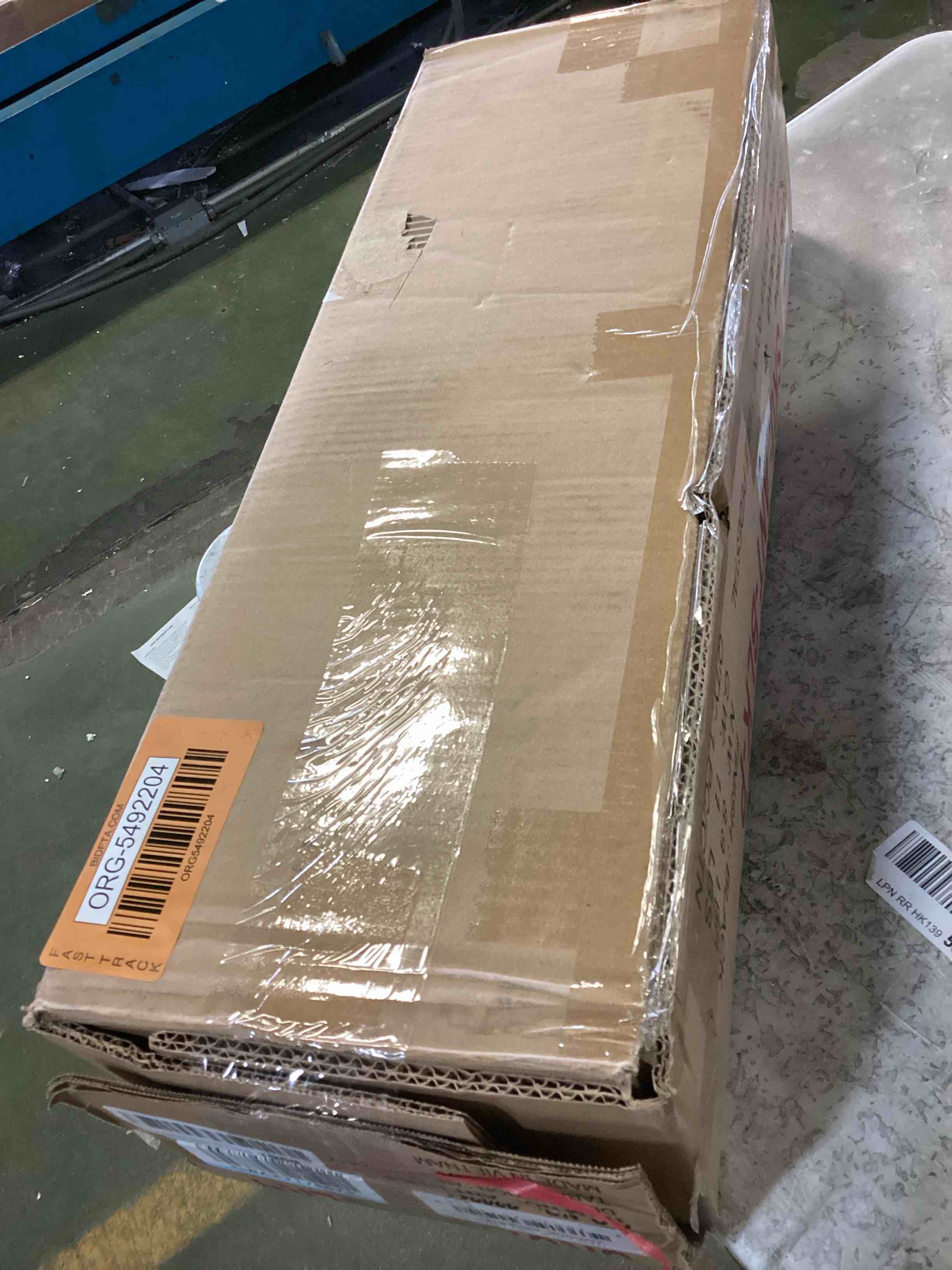 https://s3.amazonaws.com/lotting-images-prod/bidfta/ORG5492204_1700156149845.jpeg