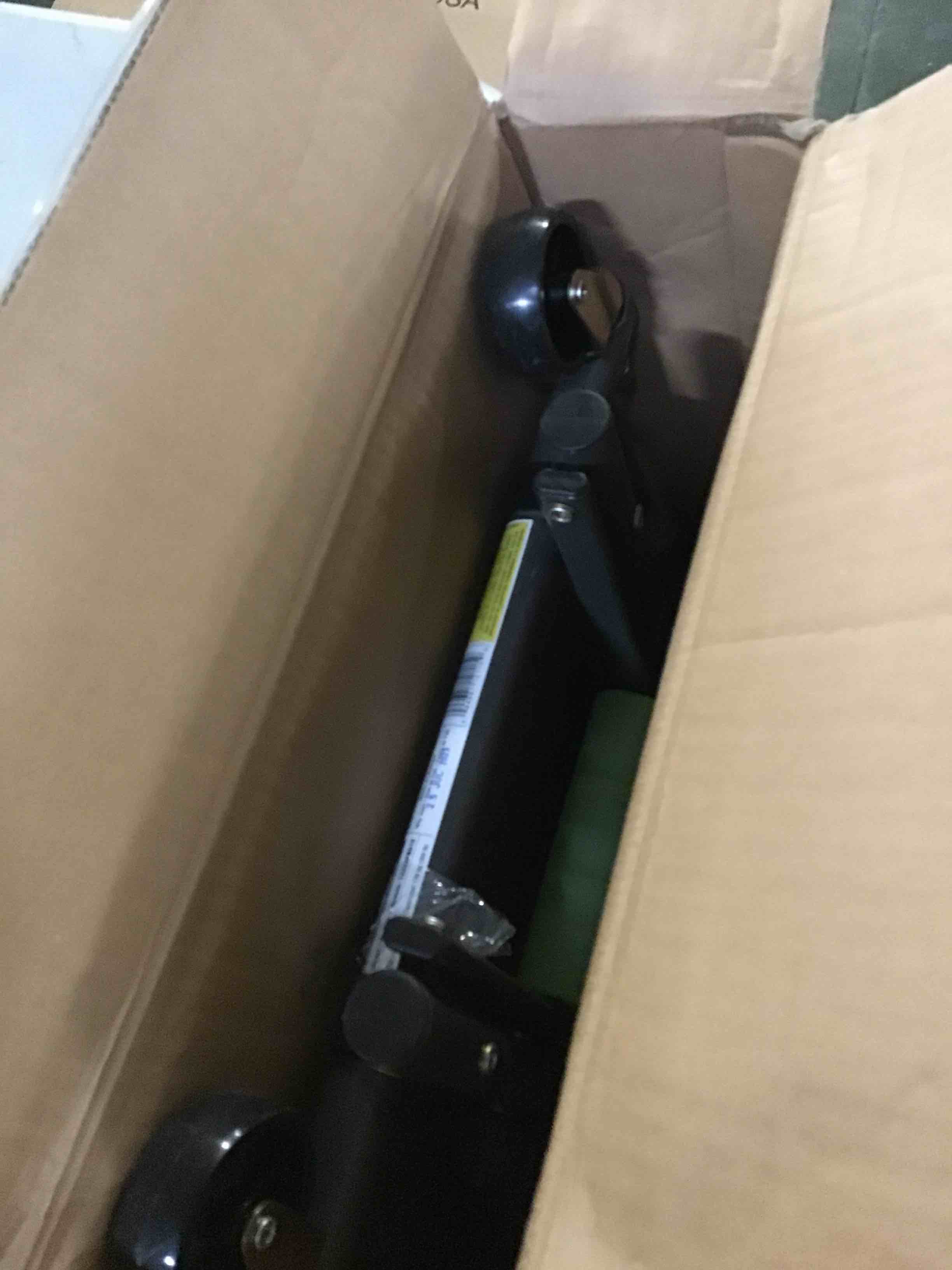 https://s3.amazonaws.com/lotting-images-prod/bidfta/ORG5492444_1701896563374.jpeg