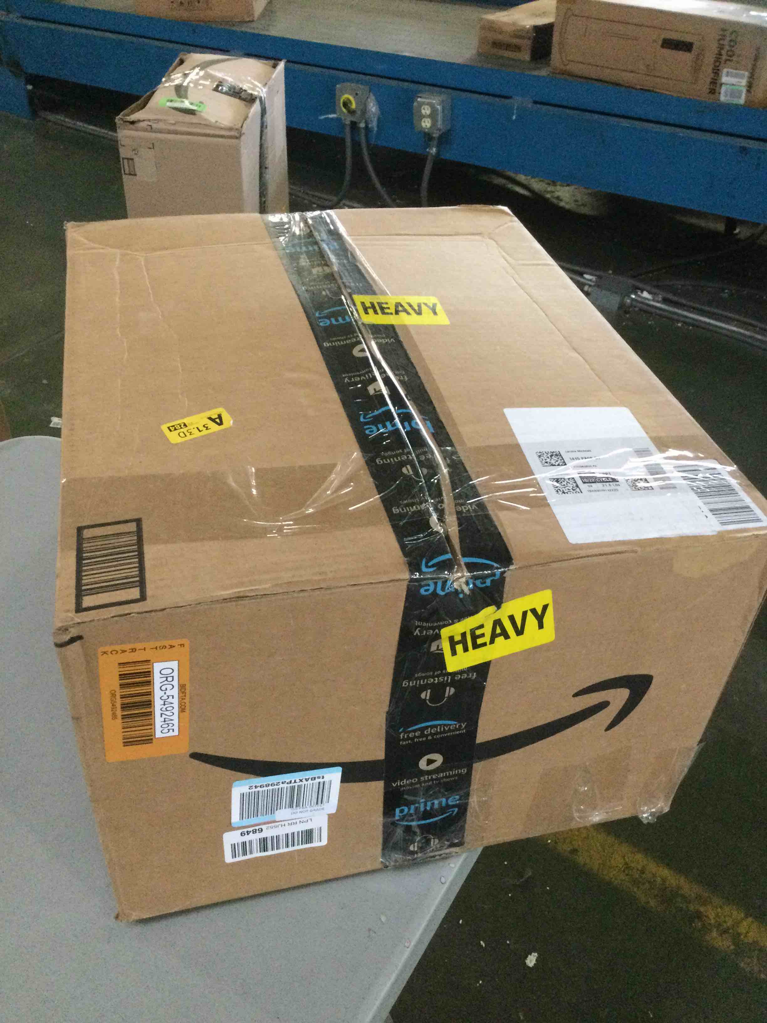 https://s3.amazonaws.com/lotting-images-prod/bidfta/ORG5492465_1701957604271.jpeg