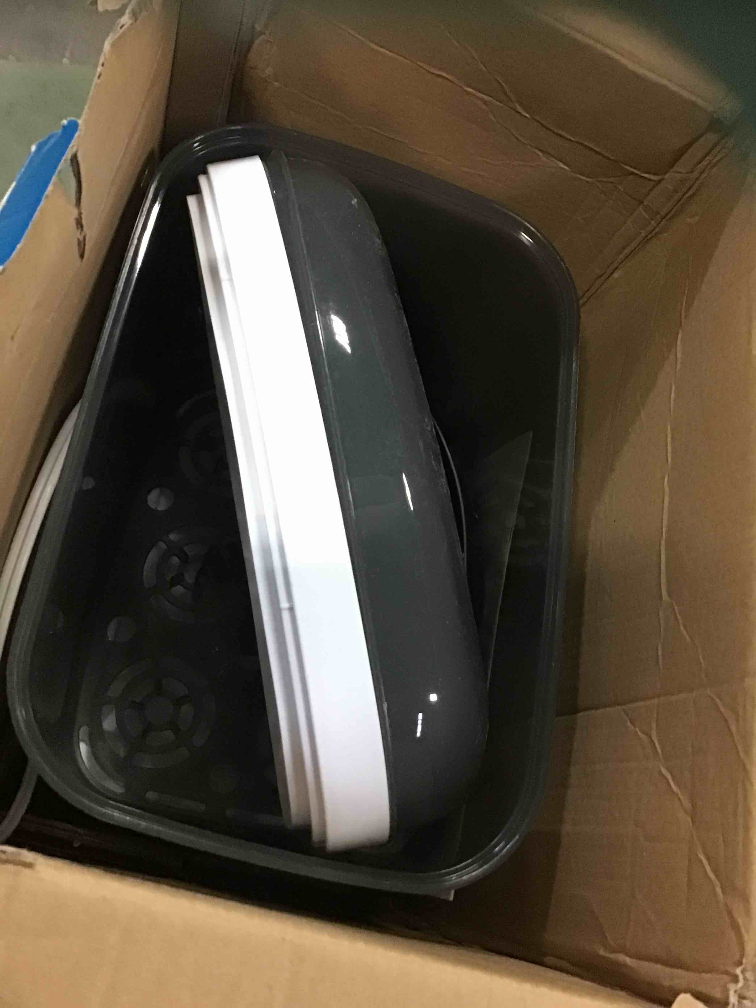 https://s3.amazonaws.com/lotting-images-prod/bidfta/ORG5492799_1702305174952.jpeg