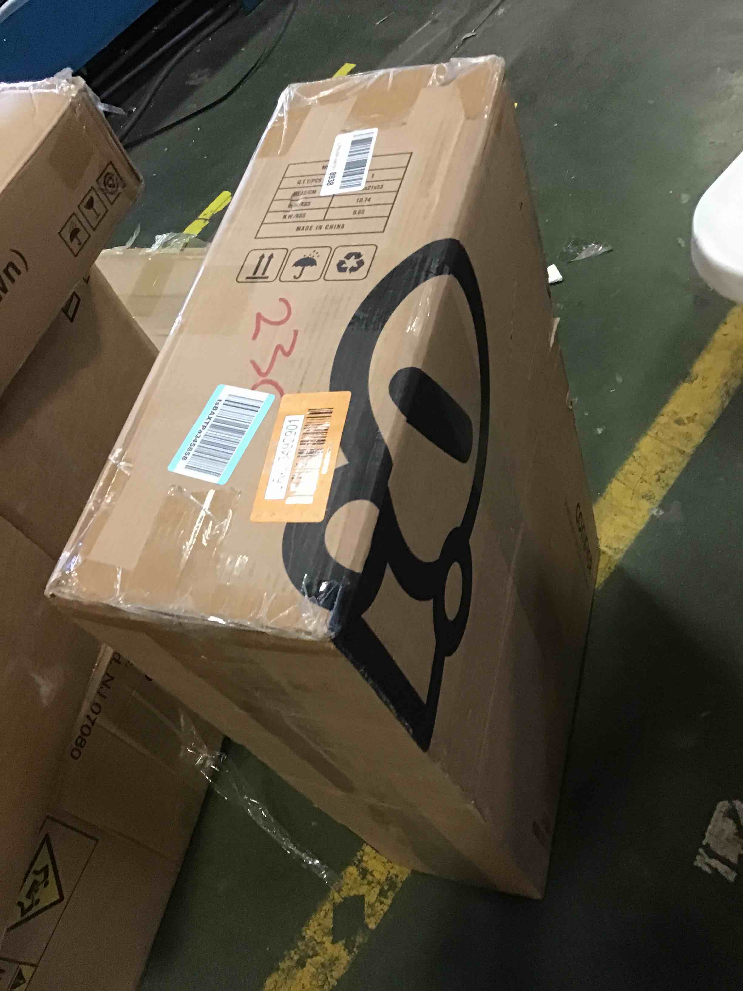 https://s3.amazonaws.com/lotting-images-prod/bidfta/ORG5492901_1702322556169.jpeg