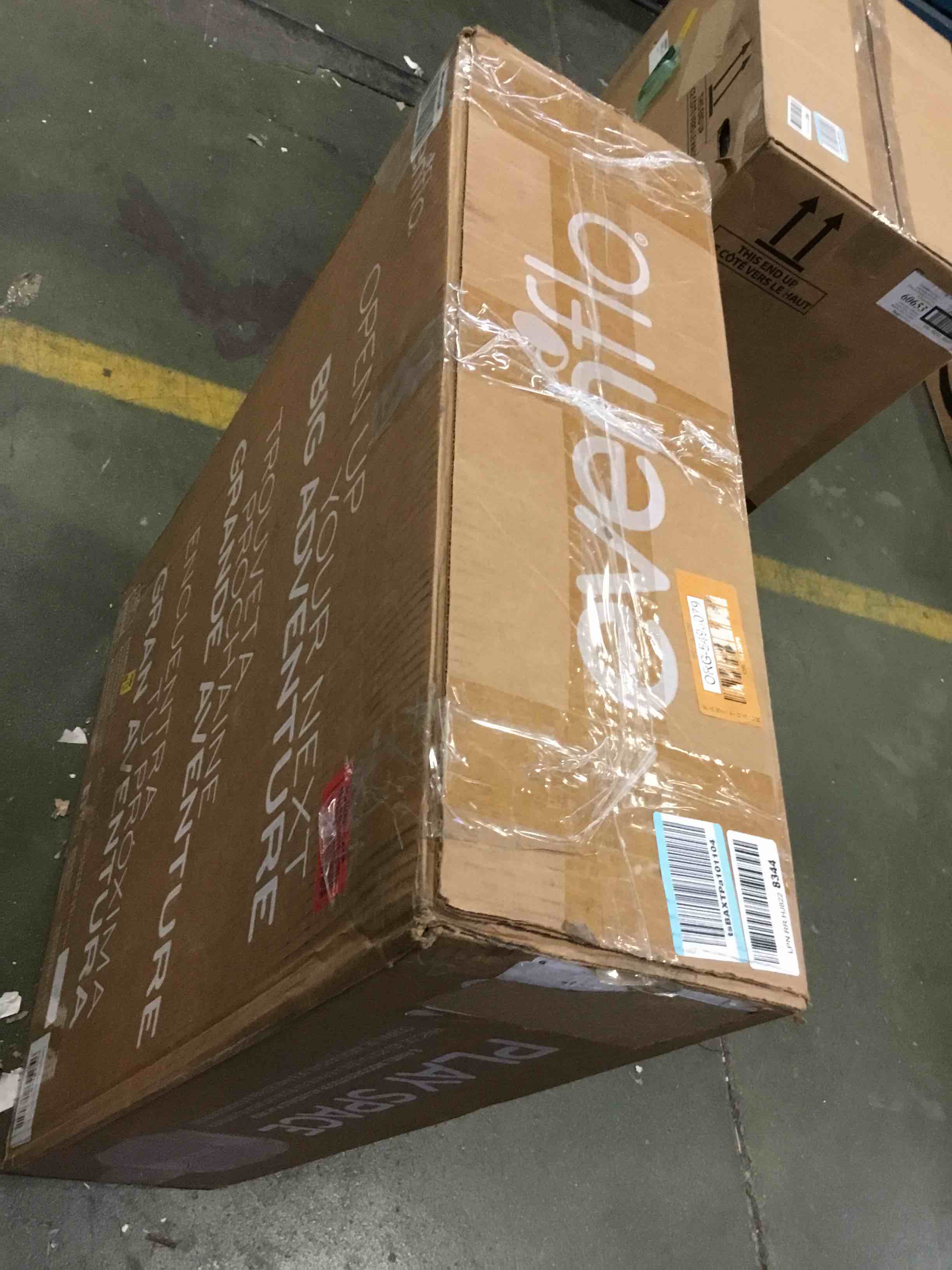 https://s3.amazonaws.com/lotting-images-prod/bidfta/ORG5493079_1702413623855.jpeg