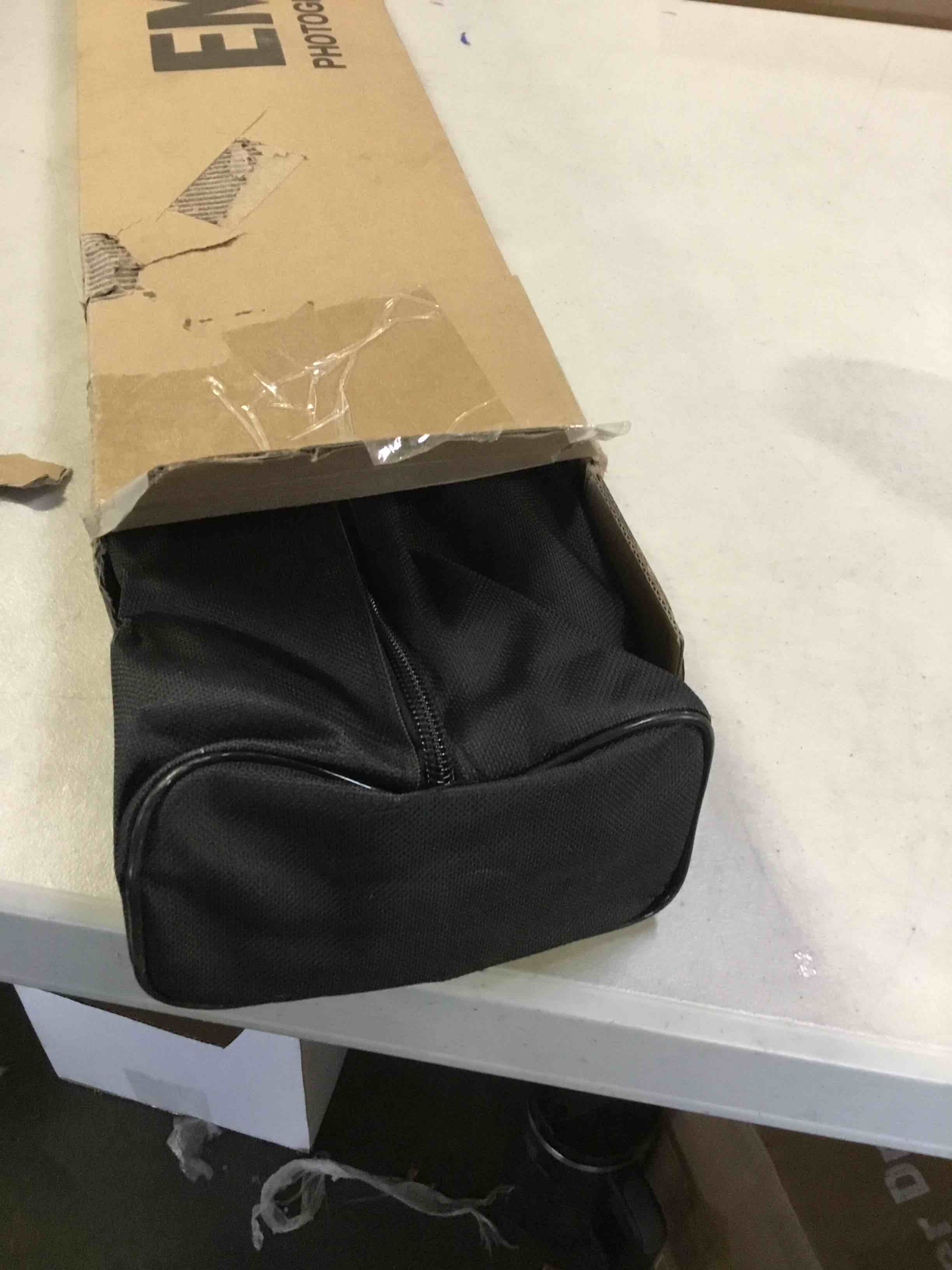 https://s3.amazonaws.com/lotting-images-prod/bidfta/ORG5493836_1701178741600.jpeg