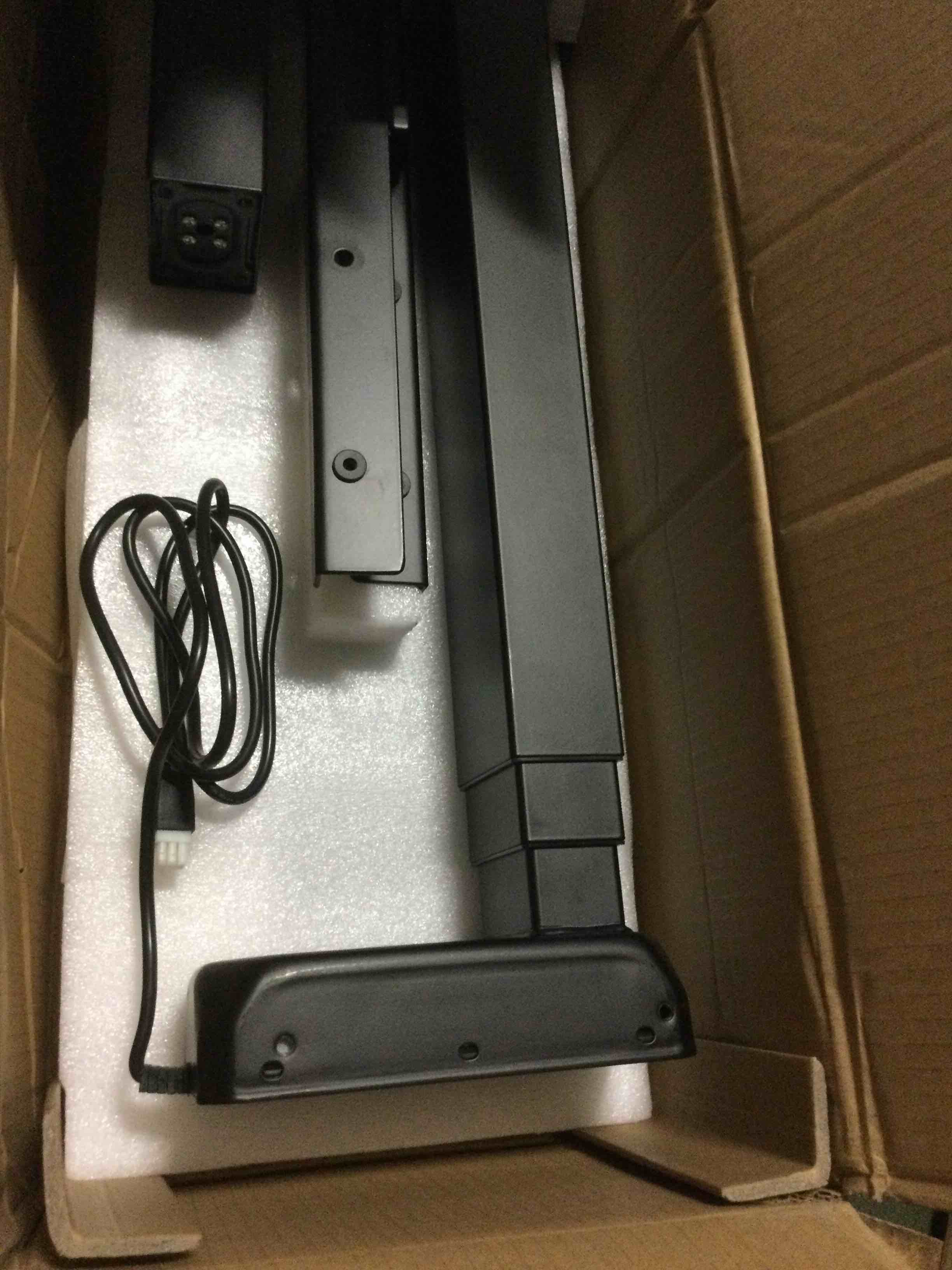 https://s3.amazonaws.com/lotting-images-prod/bidfta/ORG5495142_1700668810021.jpeg