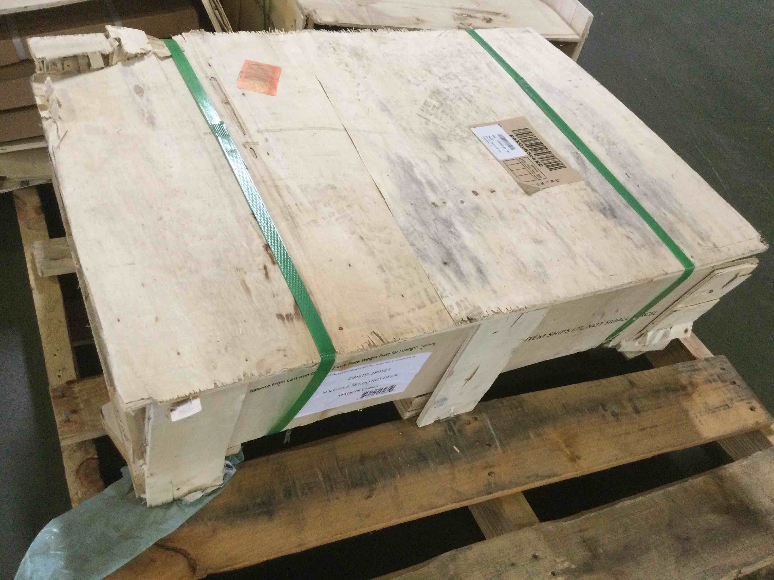 https://s3.amazonaws.com/lotting-images-prod/bidfta/ORG5495211_1700680625401.jpeg